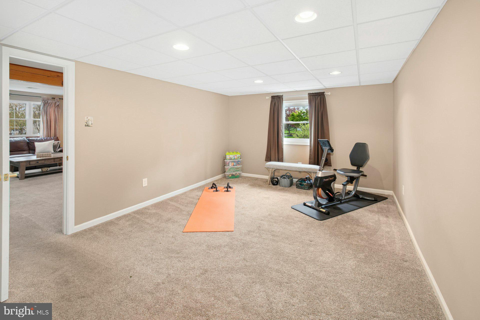 CABIN RUN ESTS - Residential