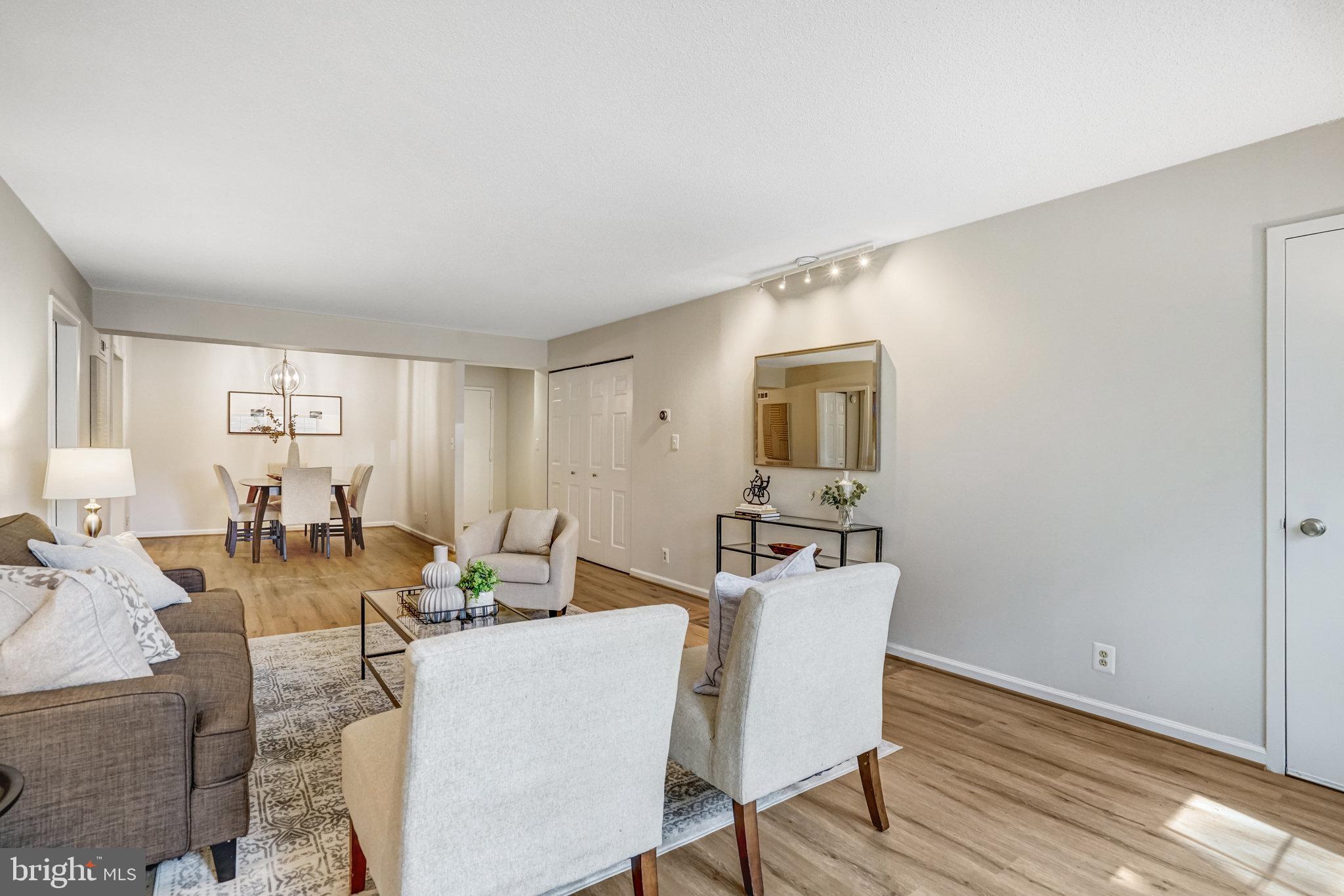 THE COLONIES - Residential