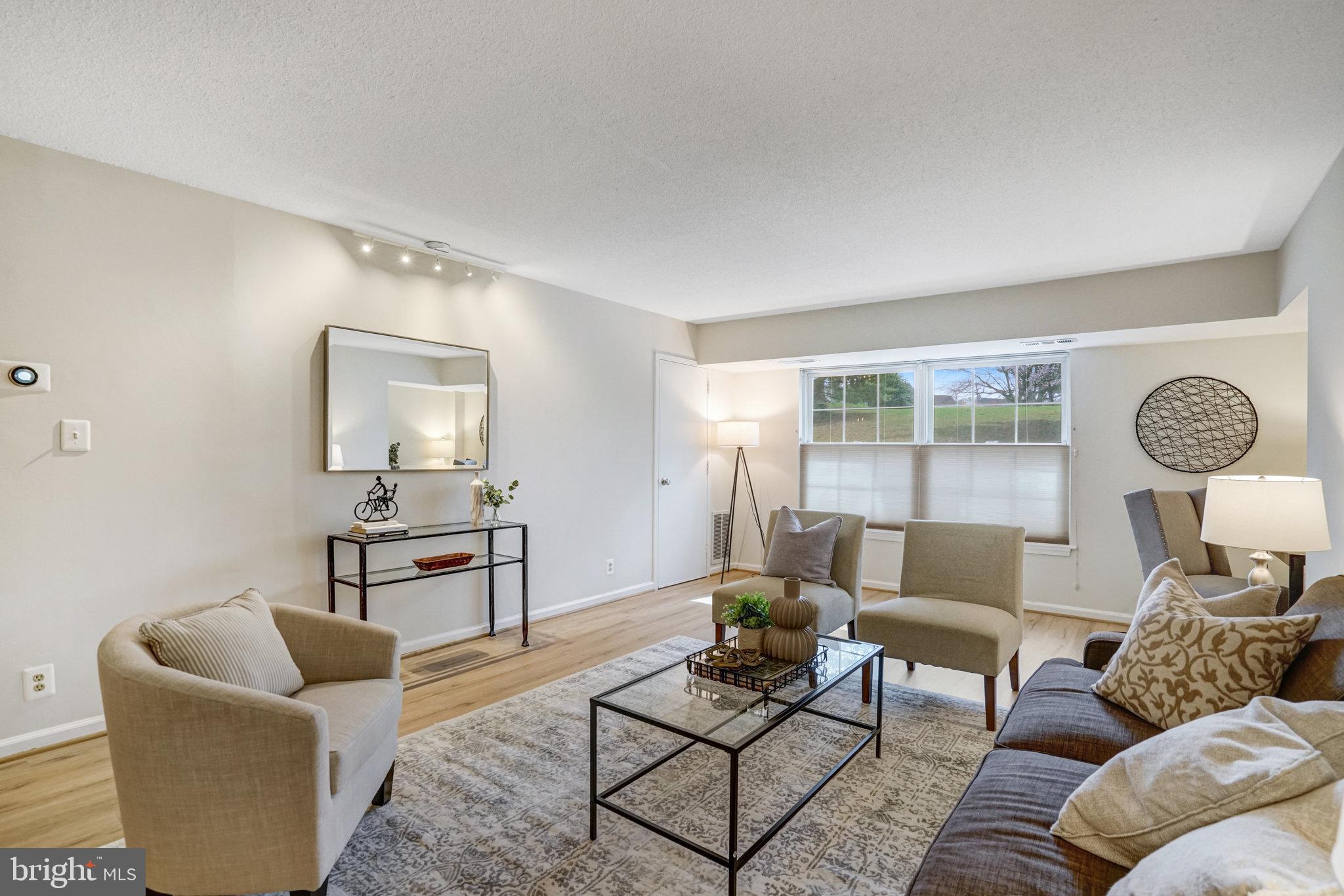 THE COLONIES - Residential