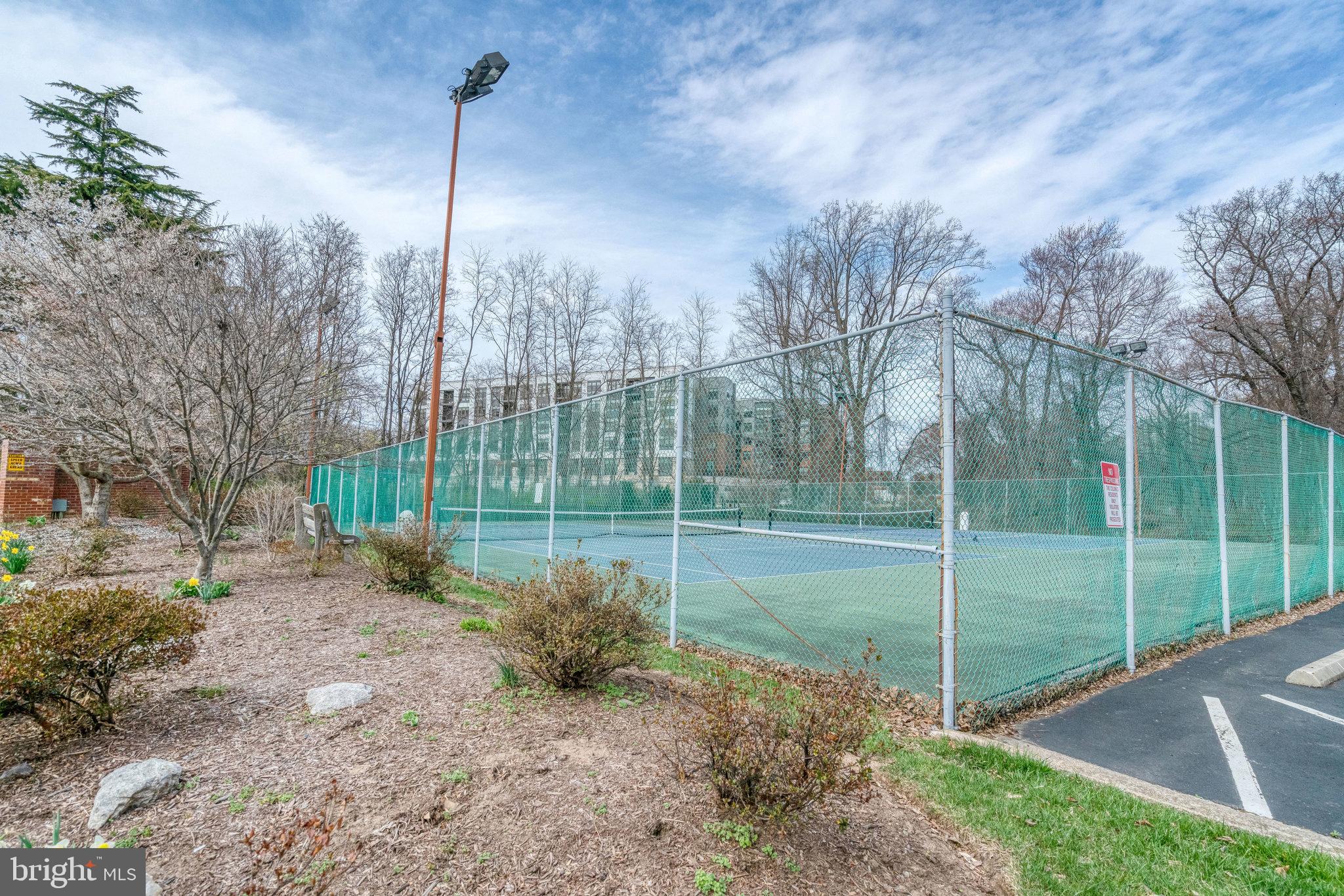 THE COLONIES - Residential