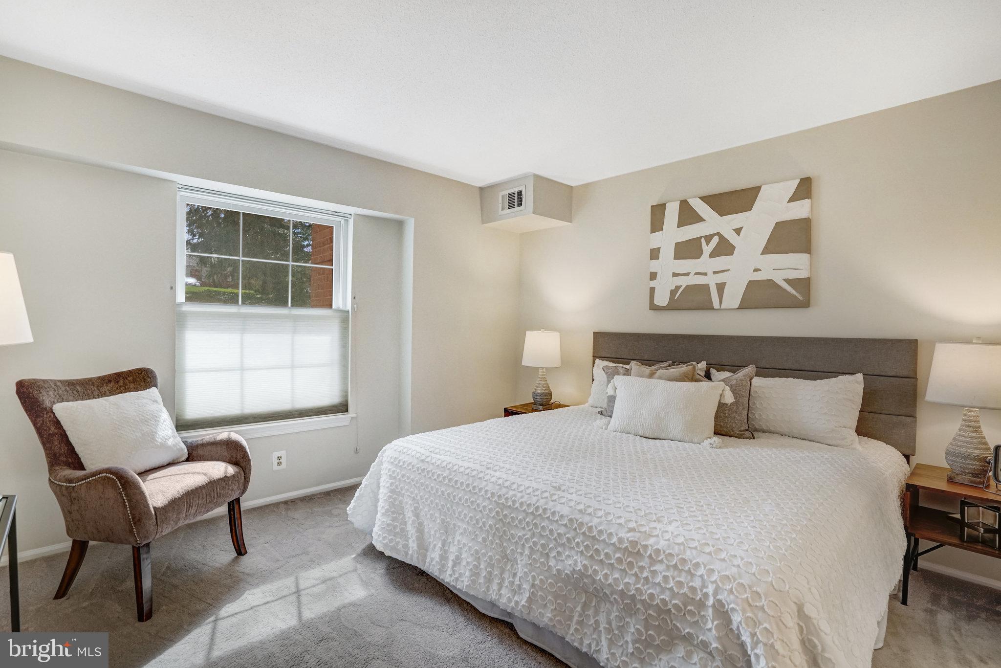 THE COLONIES - Residential