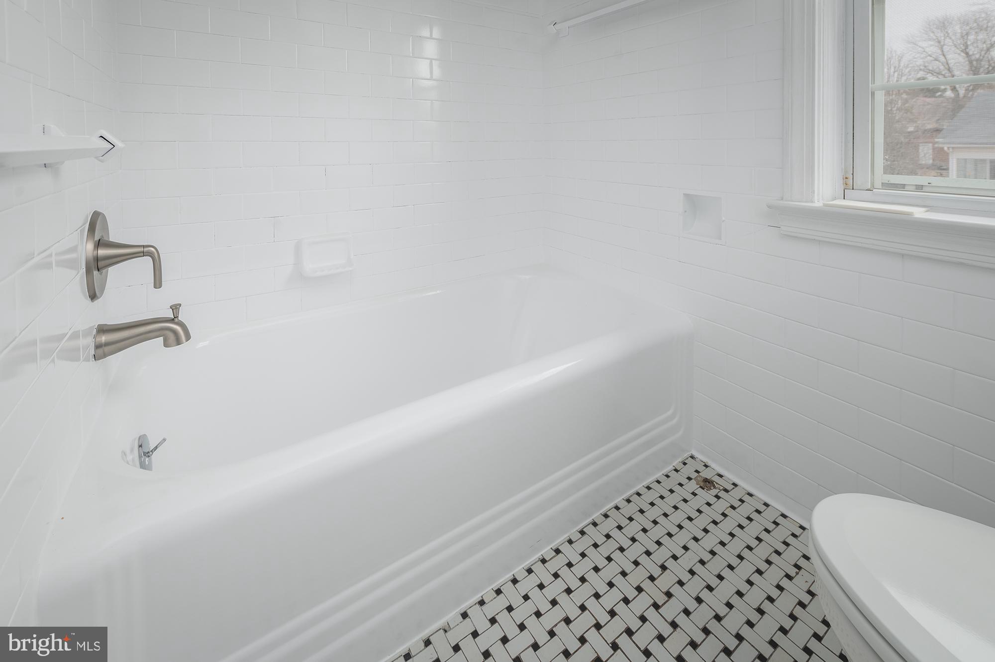 HAMILTON HEIGHTS - Residential