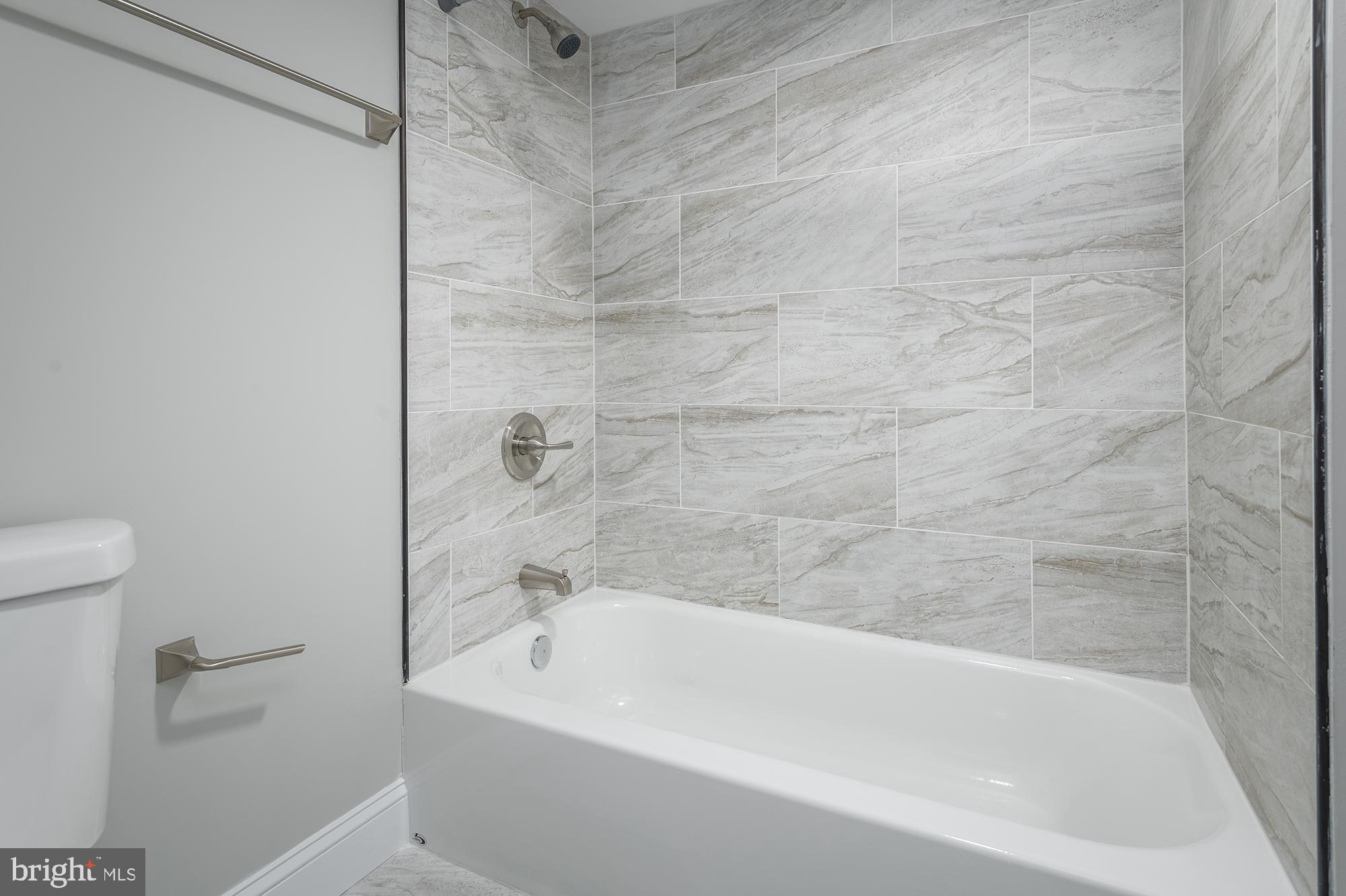 HAMILTON HEIGHTS - Residential