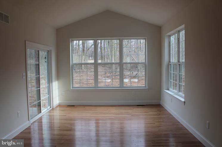 NON AVAILABLE - Residential