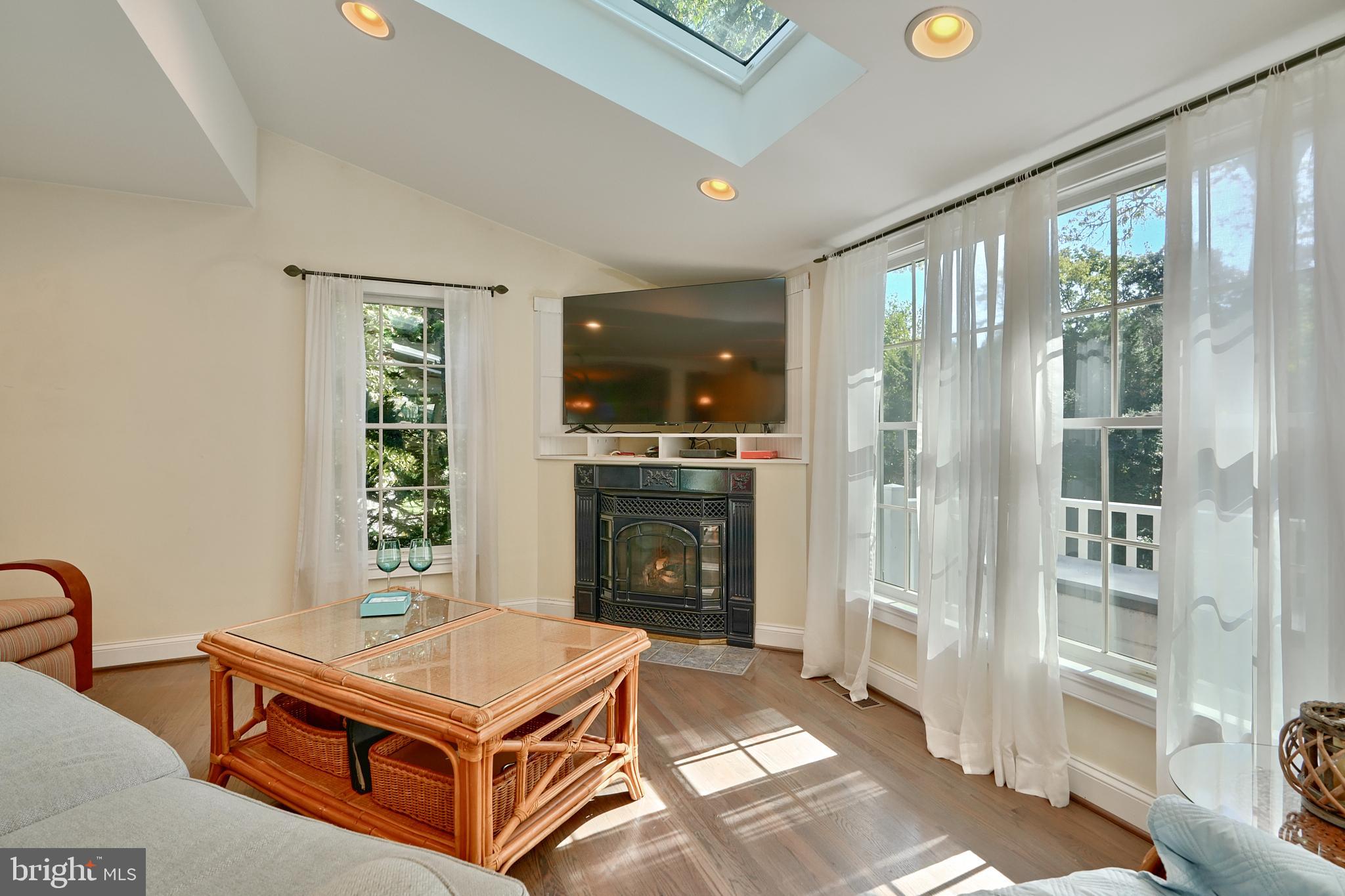 LINSTEAD ON THE SEVERN - Residential