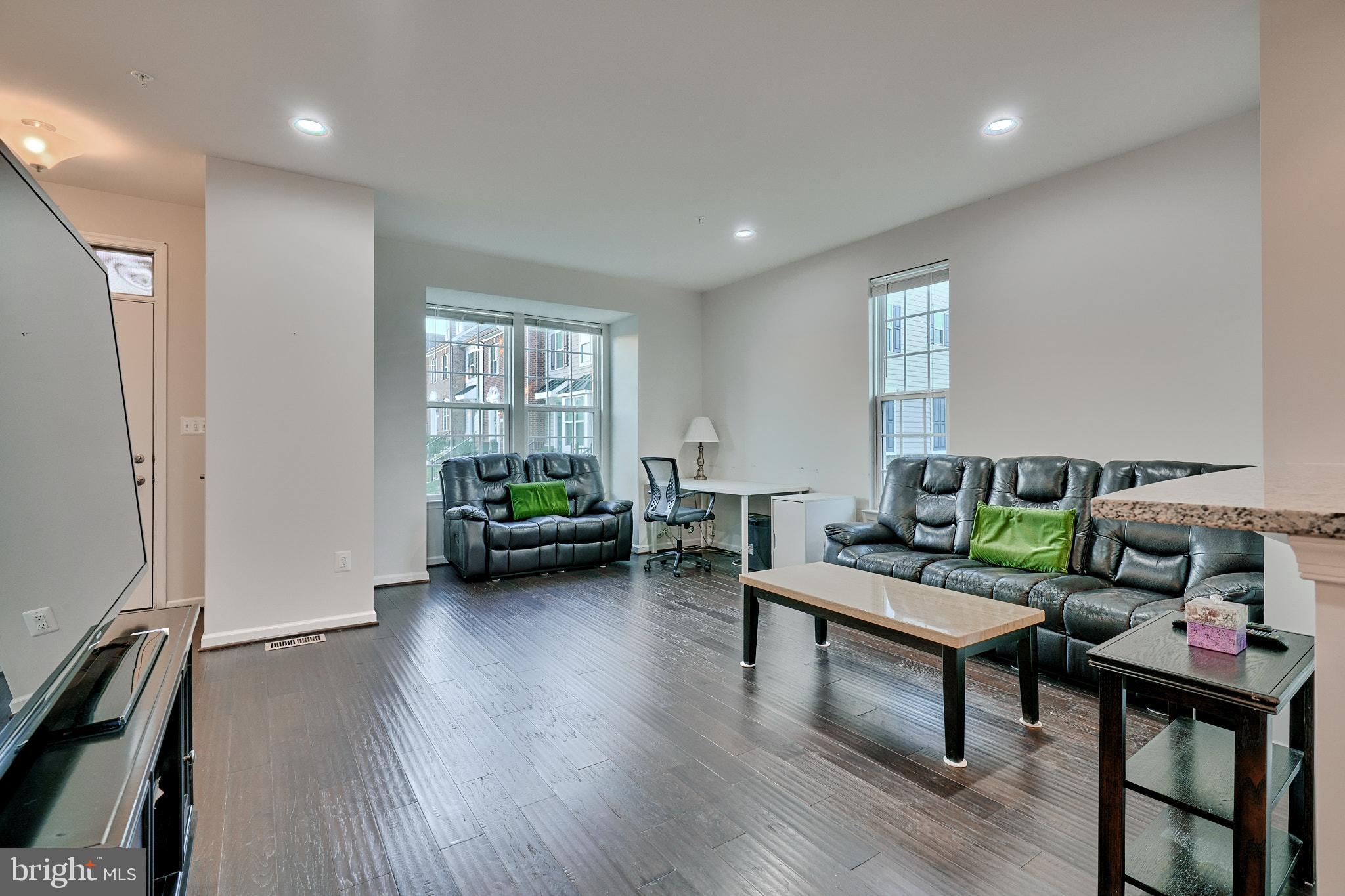 BALLARD GREEN - Residential