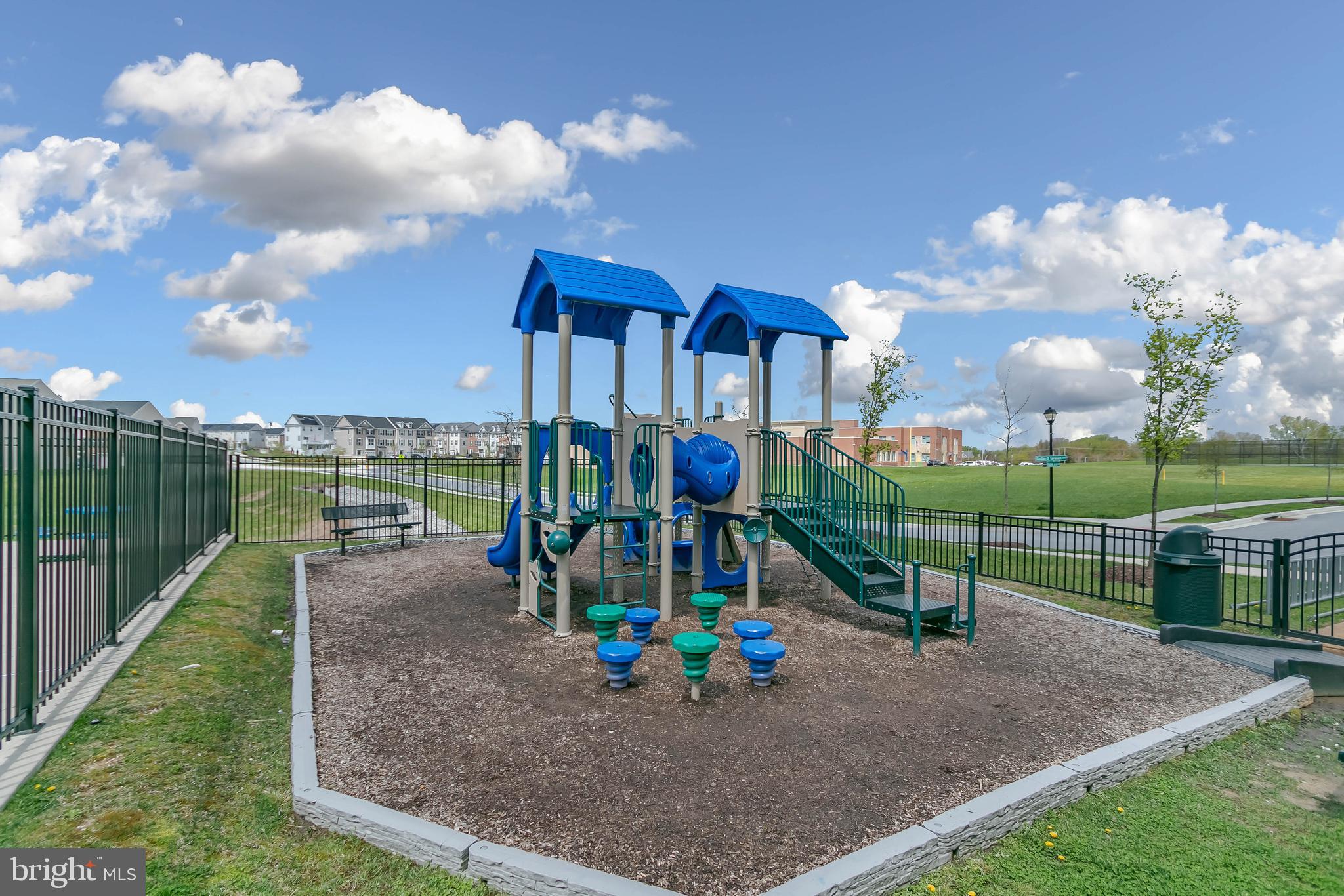 BALLARD GREEN - Residential