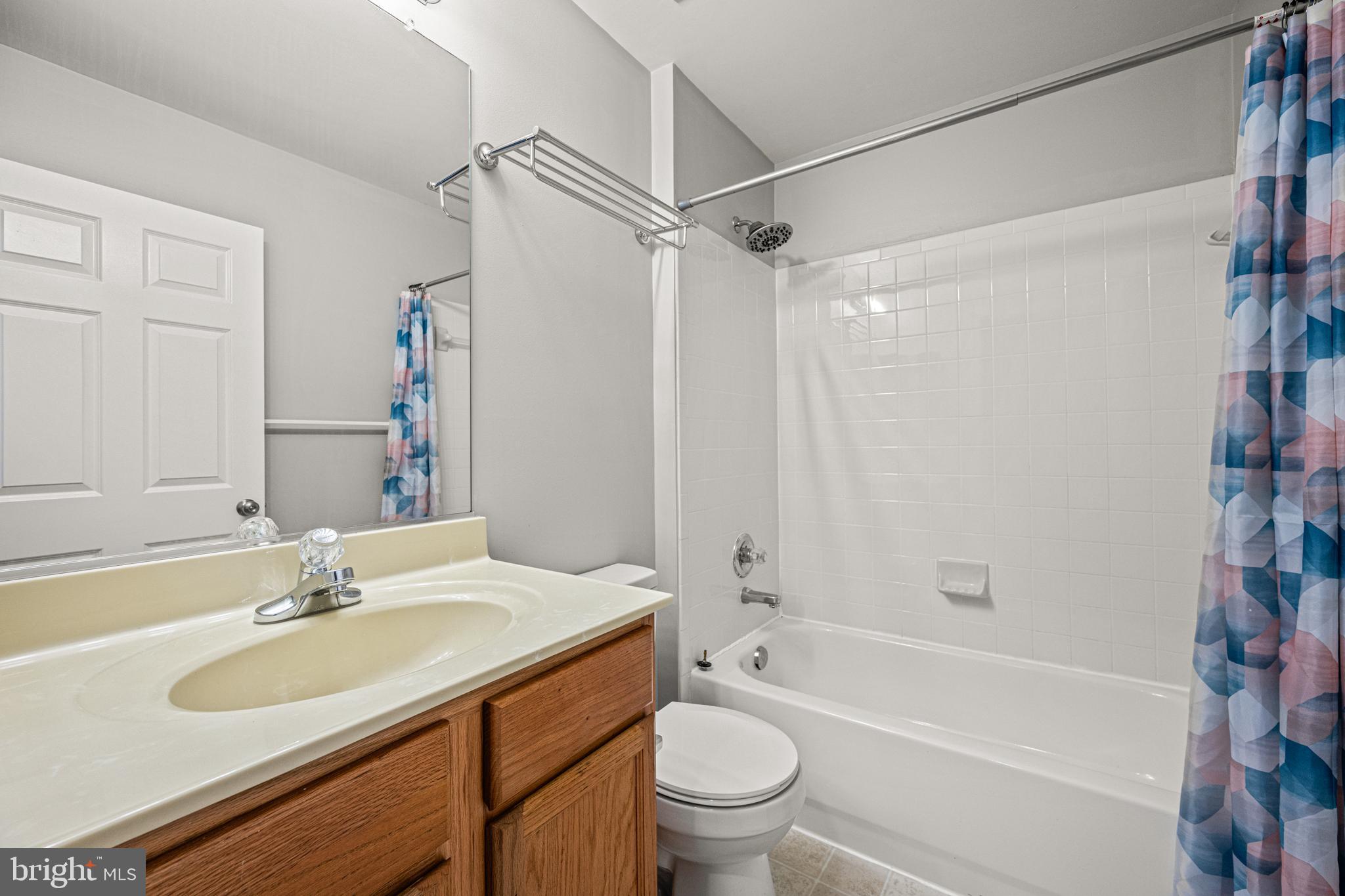 SEVEN OAKS - Residential