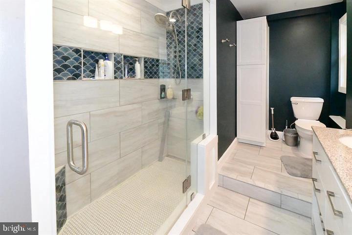 PEACOCK MANOR - Residential