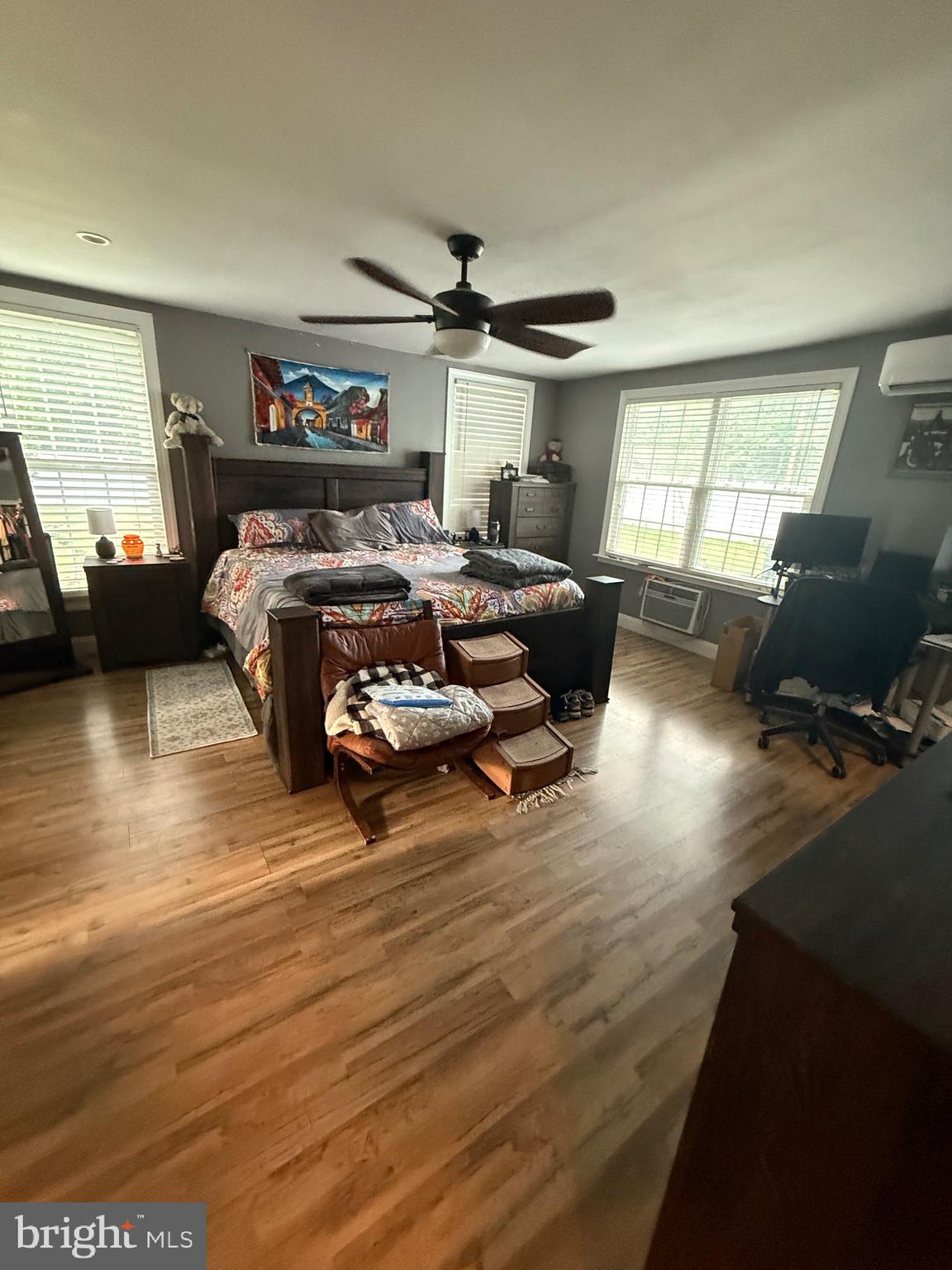 PEACOCK MANOR - Residential