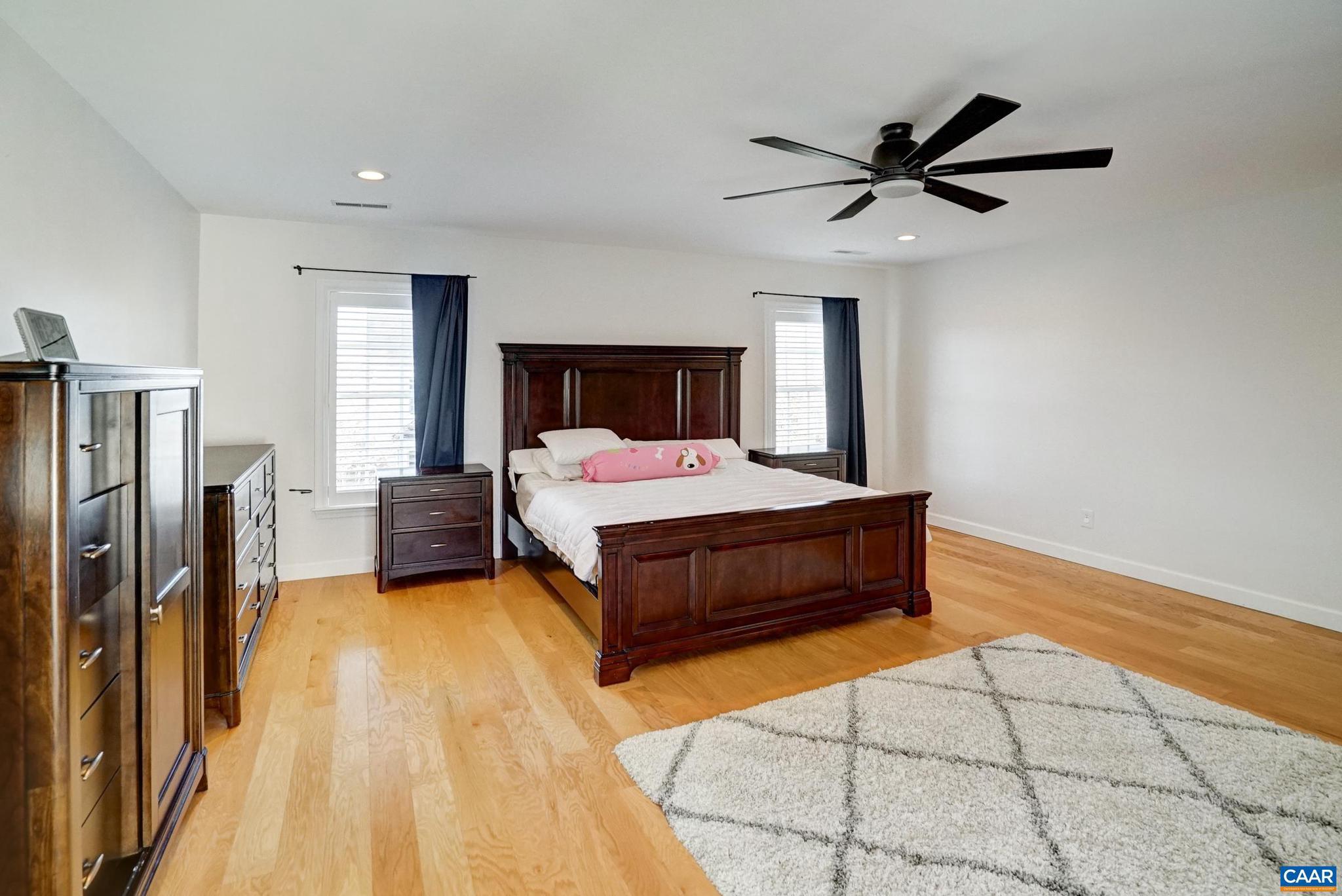 FOREST LAKES - Residential