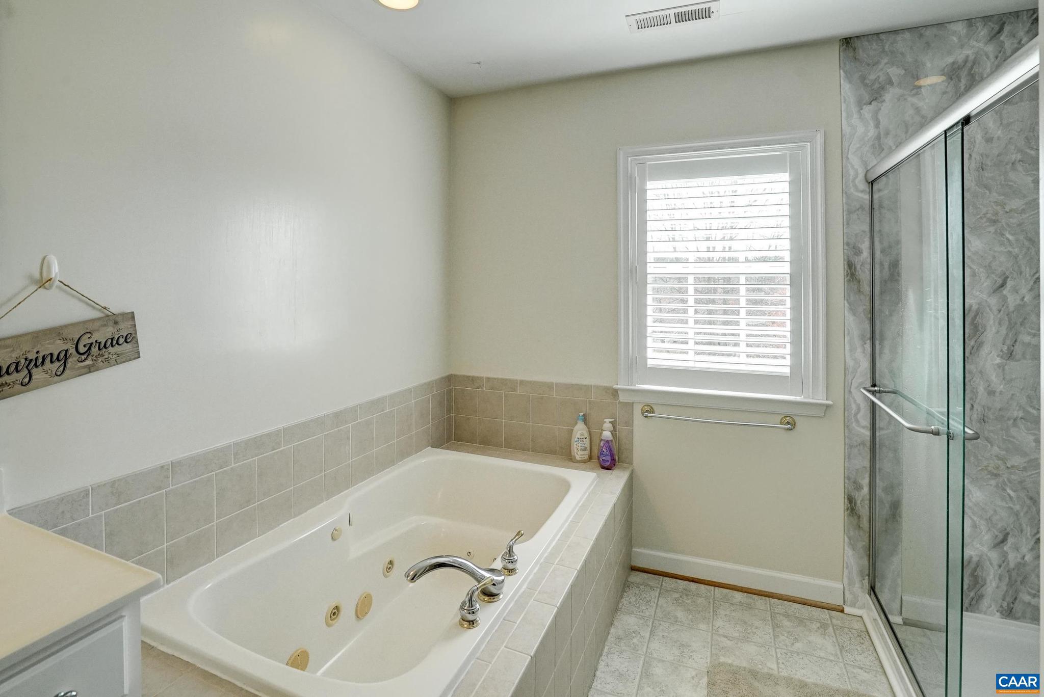 FOREST LAKES - Residential