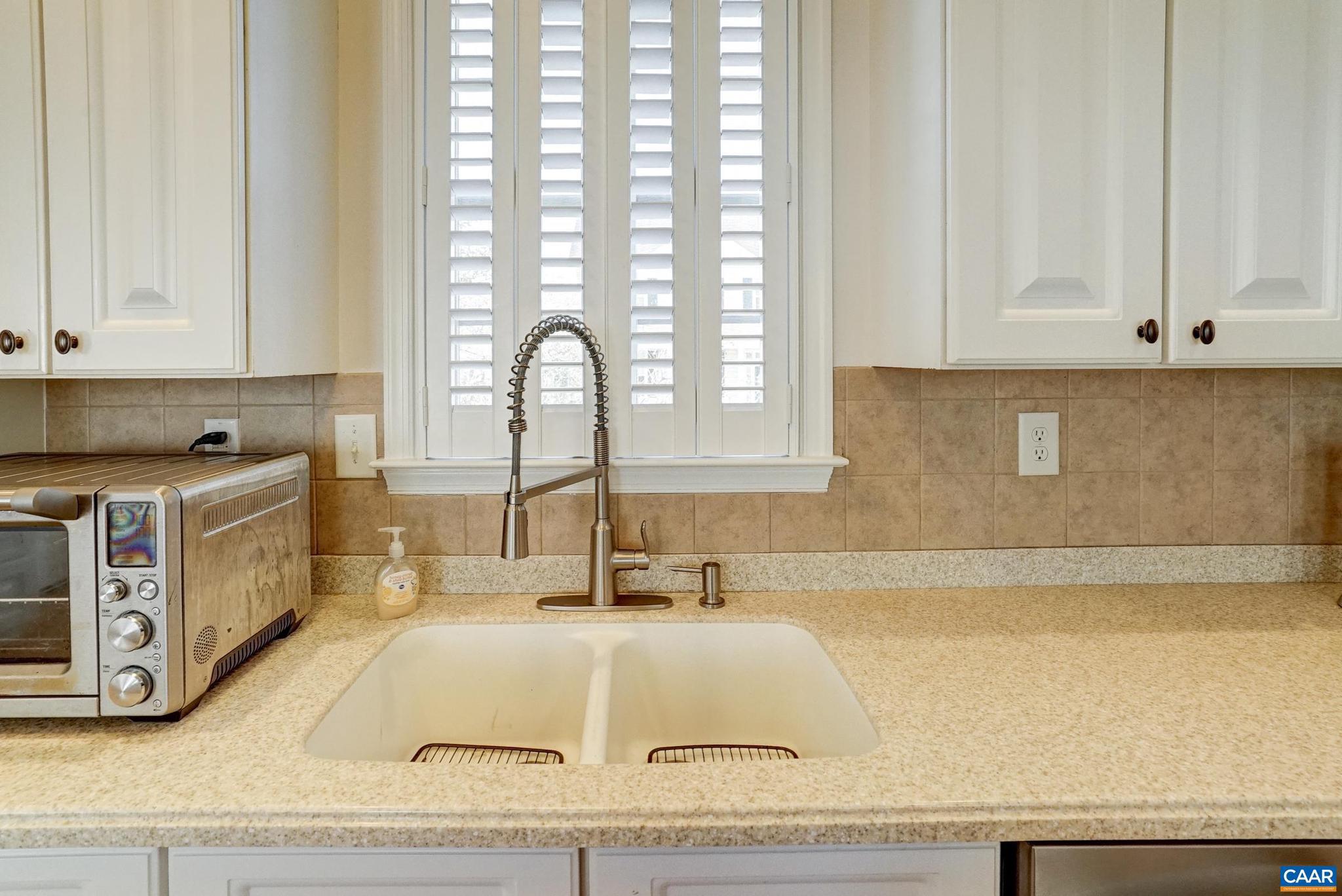 FOREST LAKES - Residential