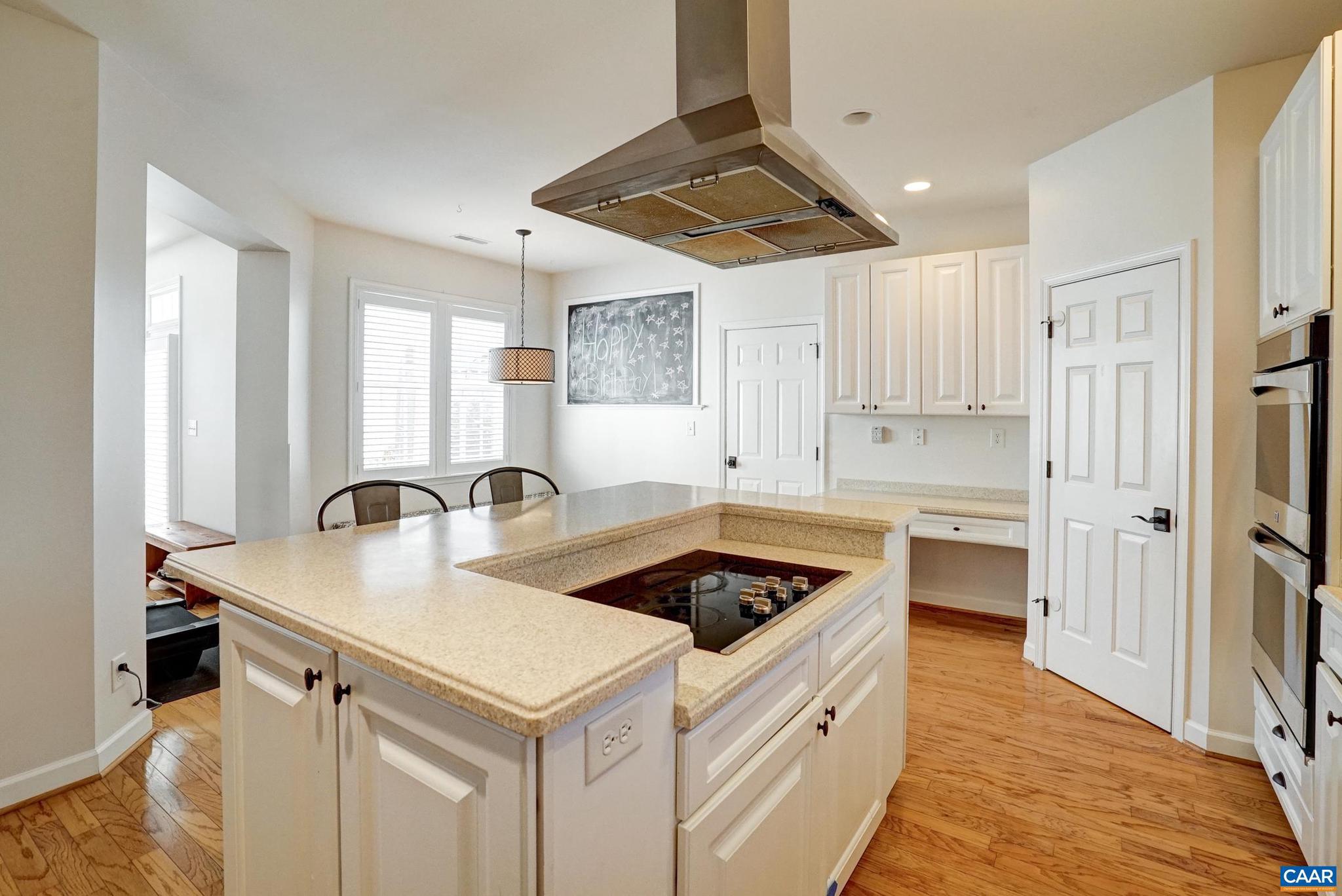 FOREST LAKES - Residential