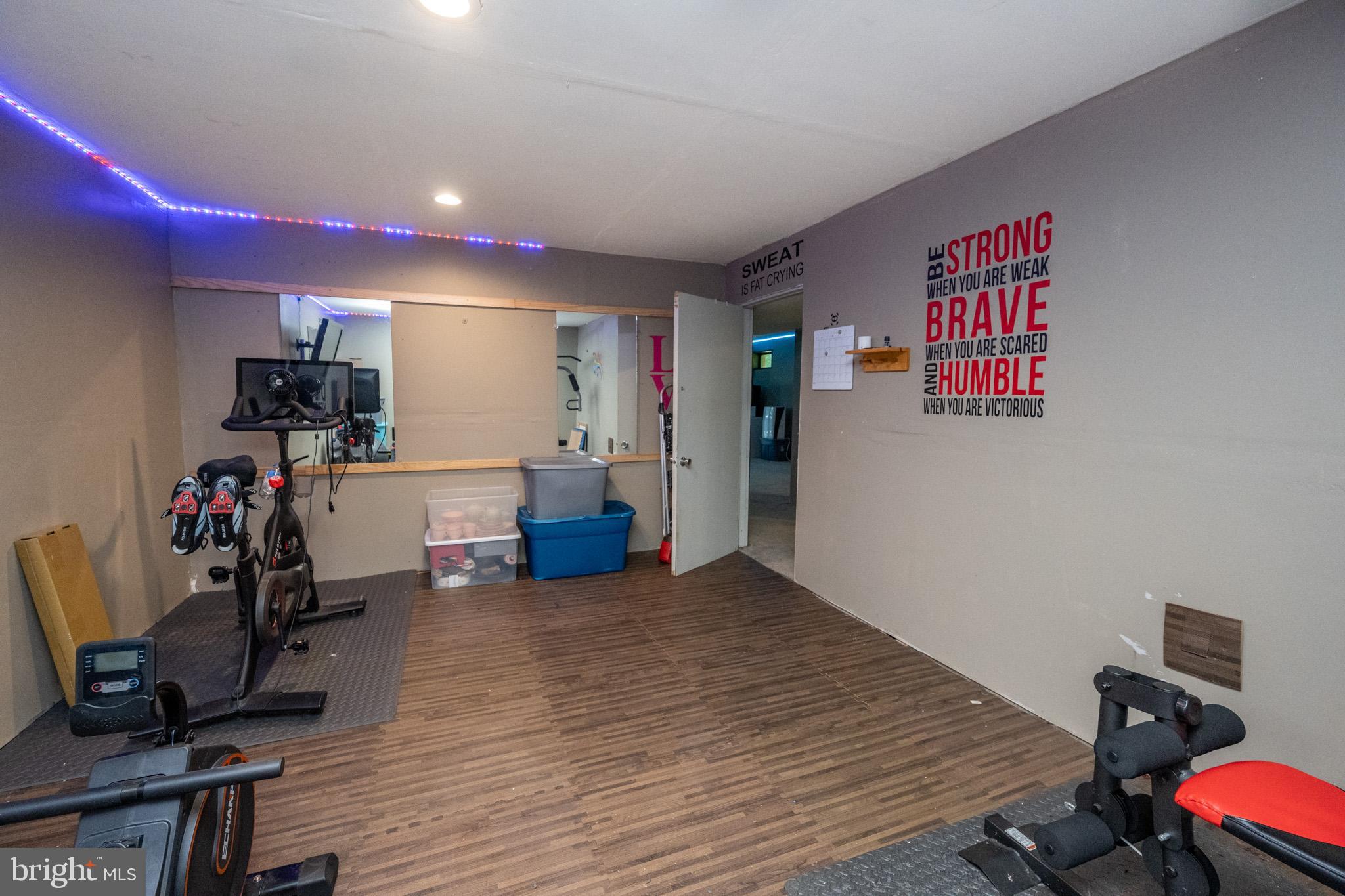 MAPLE DEL - Residential