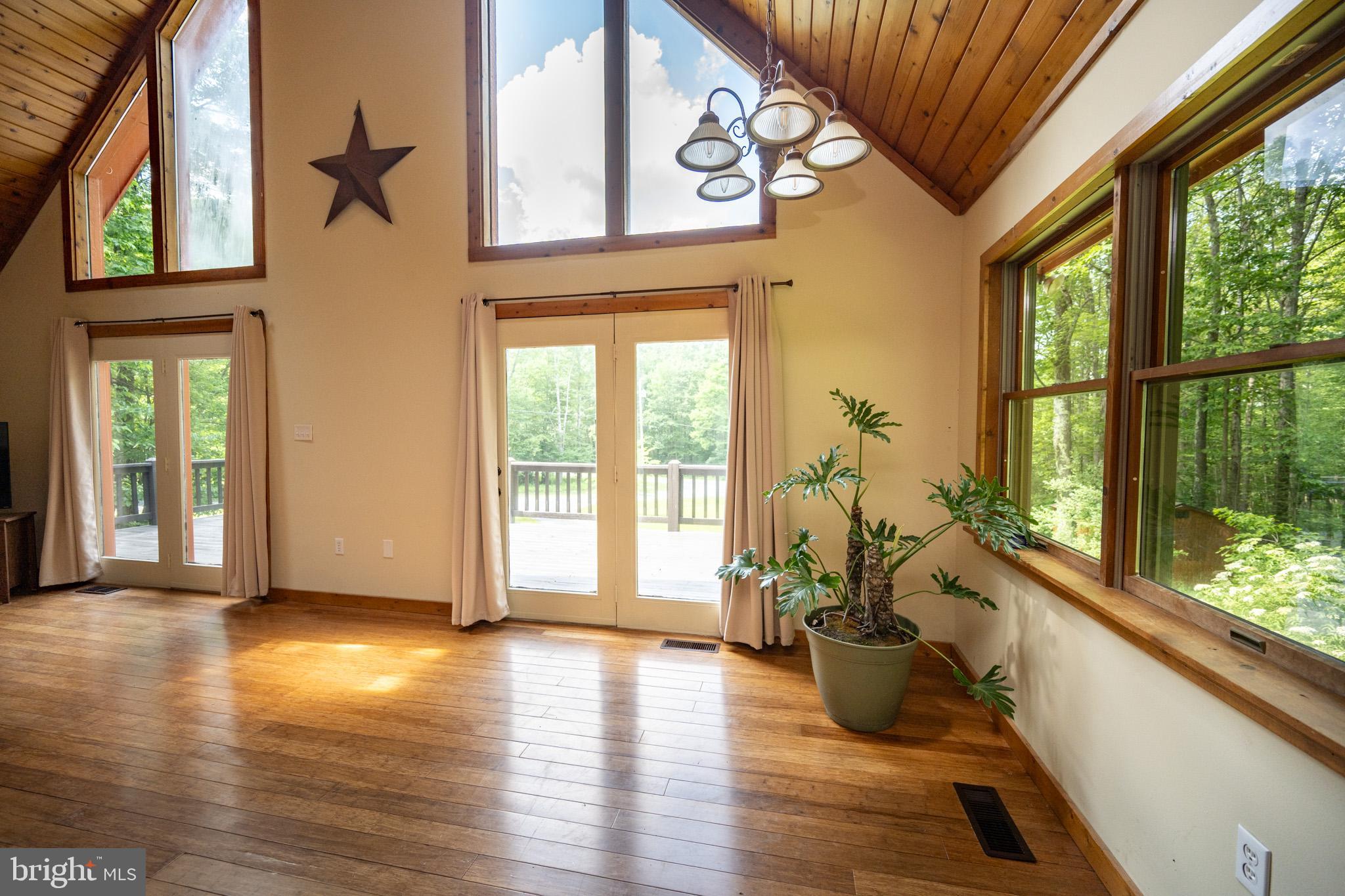 MAPLE DEL - Residential