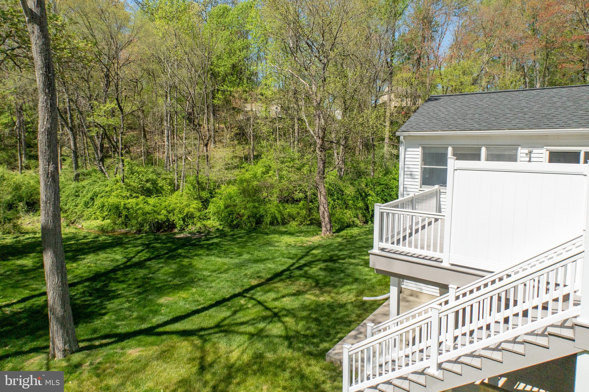 VICTORIA CROSSING - Residential