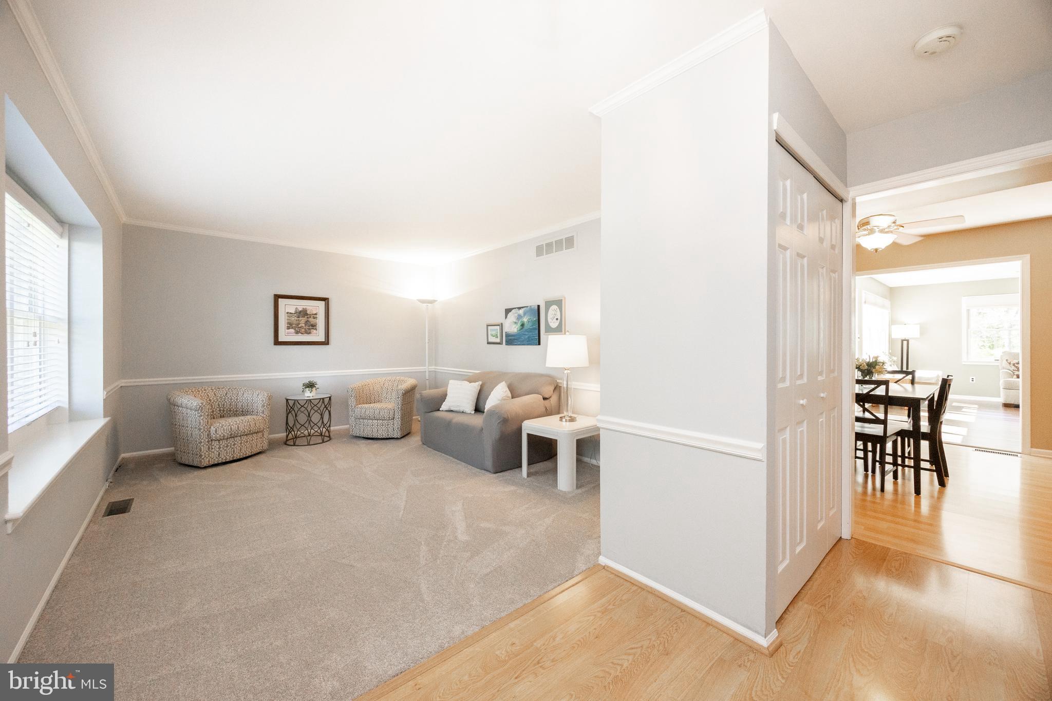 VICTORIA CROSSING - Residential