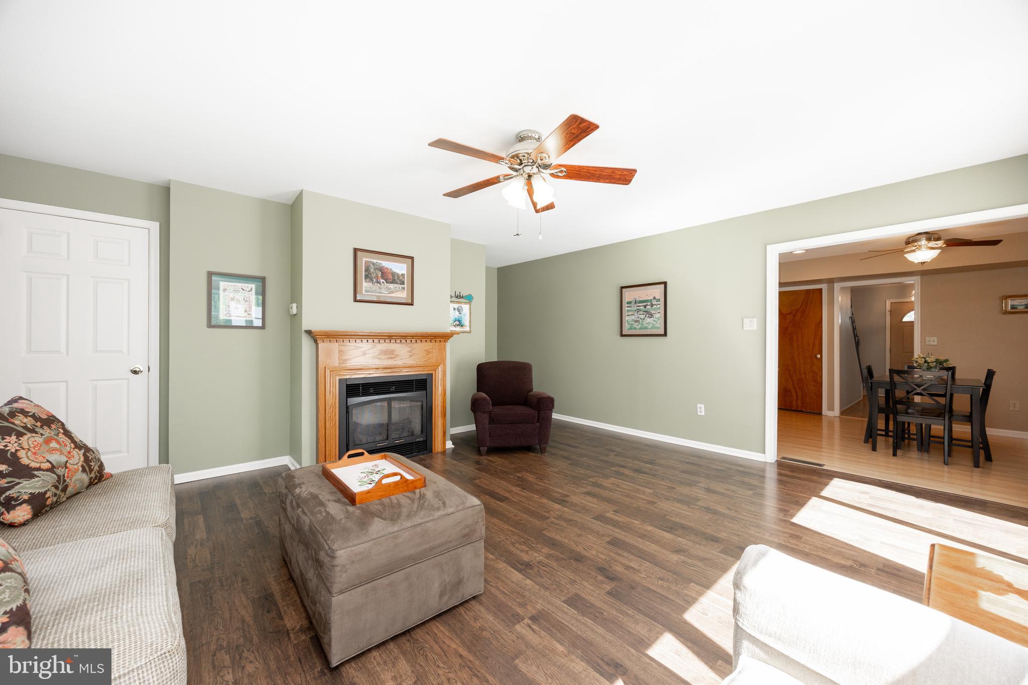 VICTORIA CROSSING - Residential