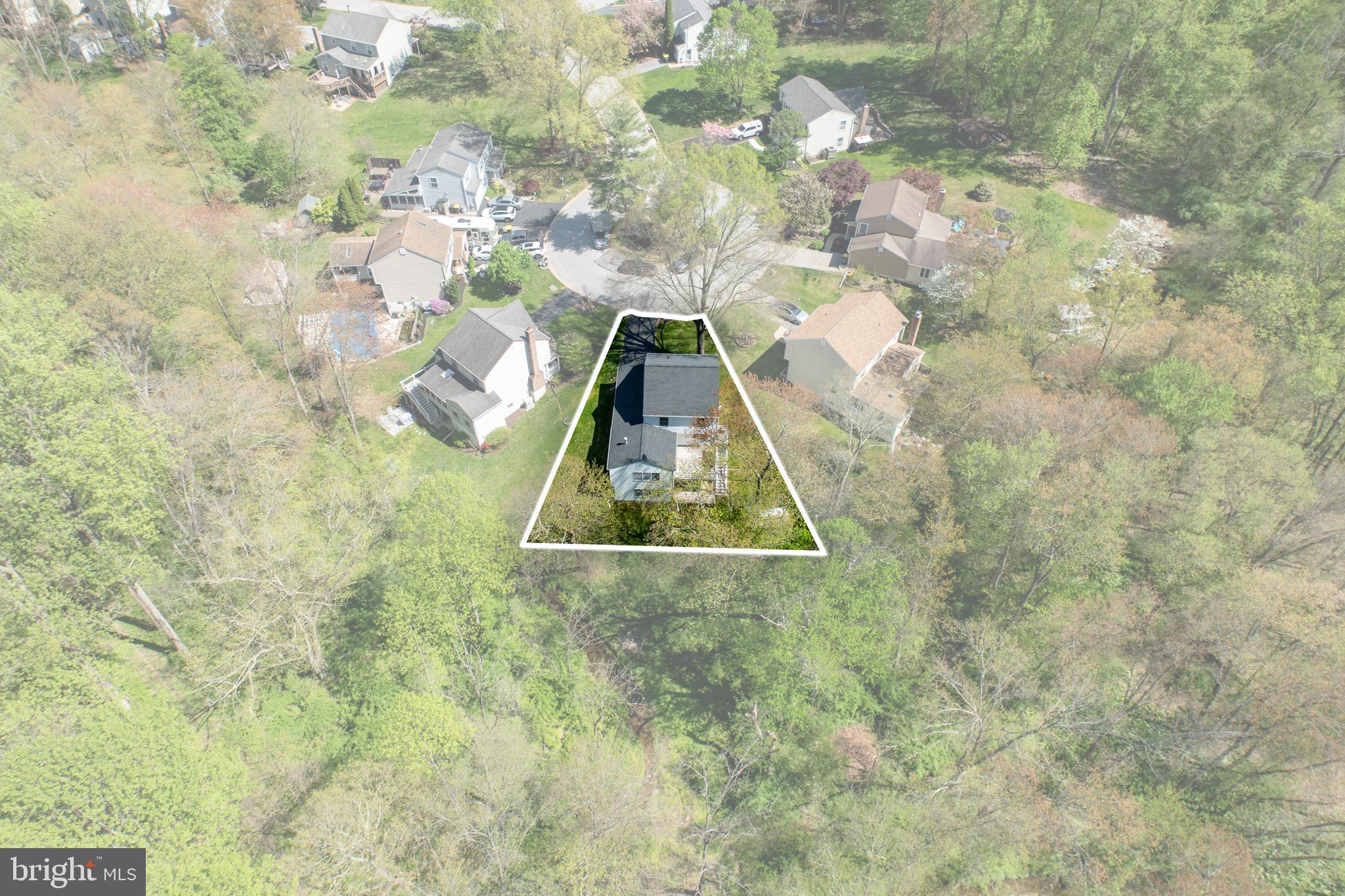 VICTORIA CROSSING - Residential