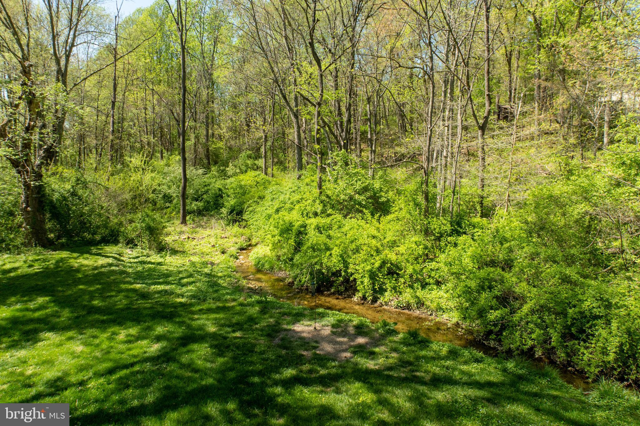 VICTORIA CROSSING - Residential