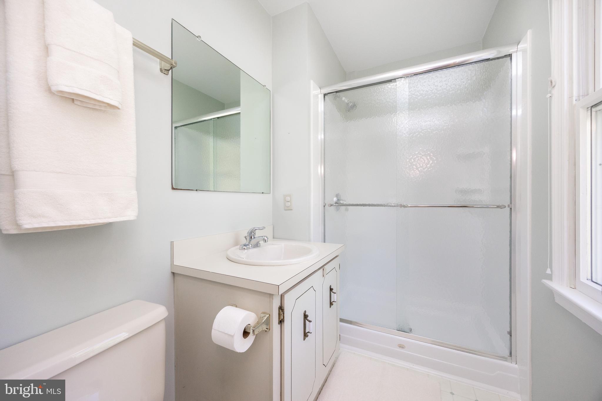 VICTORIA CROSSING - Residential