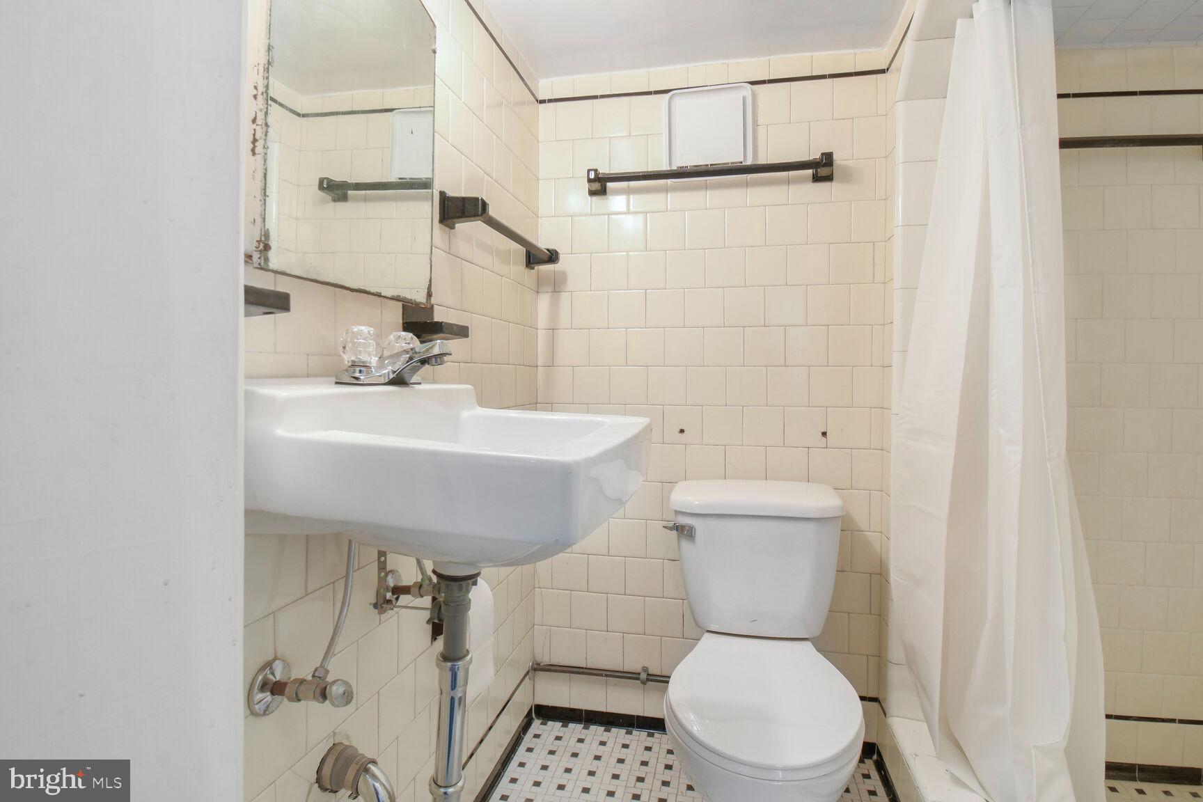 TAKOMA PARK - Residential