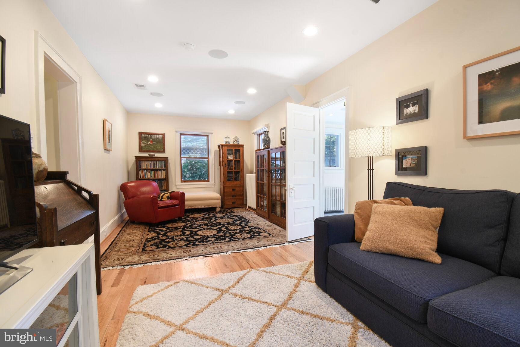 TAKOMA PARK - Residential