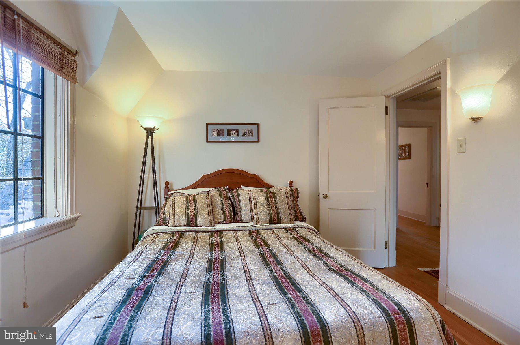 SCHOOL LANE HILLS - Residential