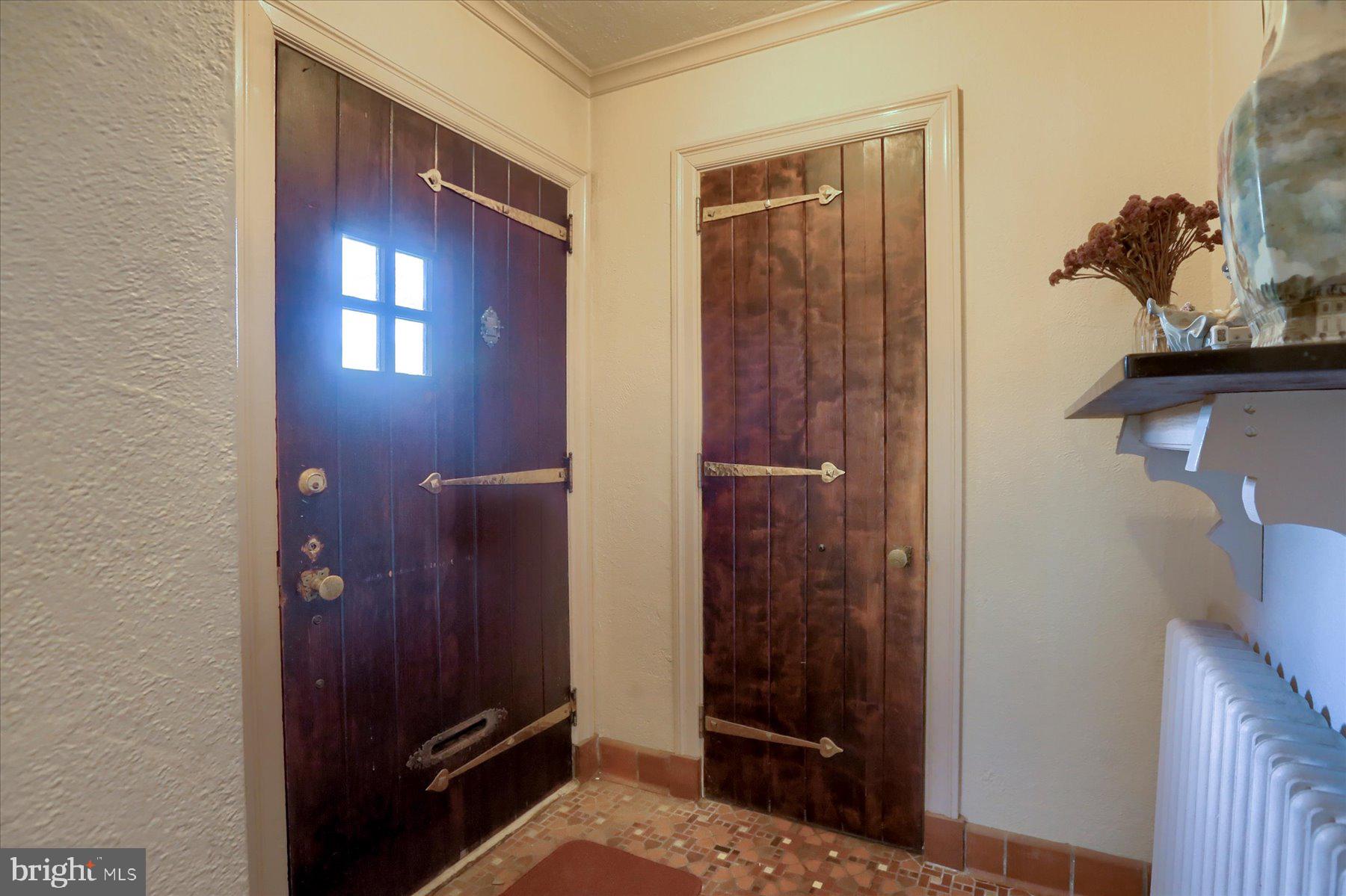 SCHOOL LANE HILLS - Residential