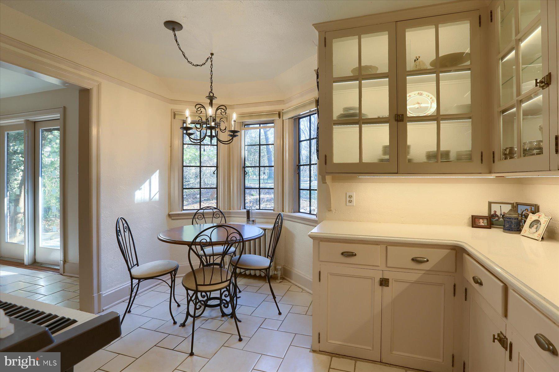 SCHOOL LANE HILLS - Residential