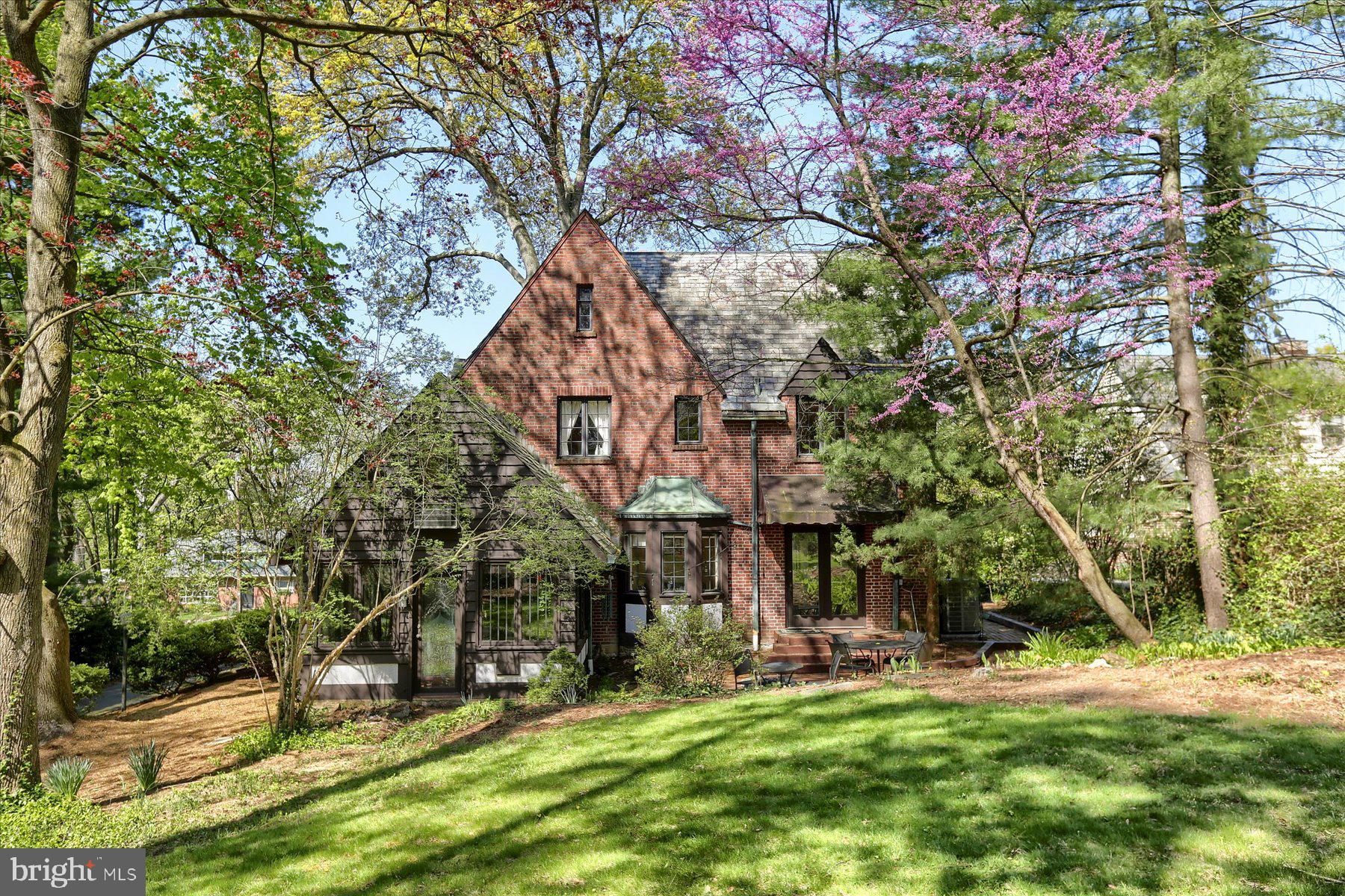 SCHOOL LANE HILLS - Residential