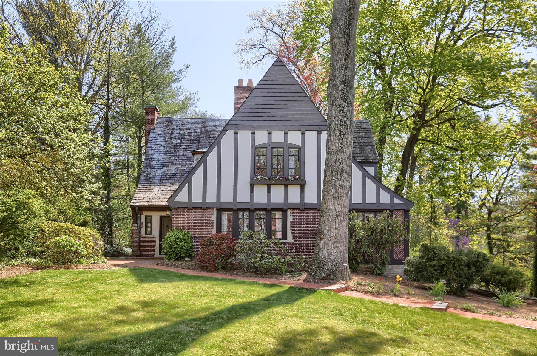 SCHOOL LANE HILLS - Residential