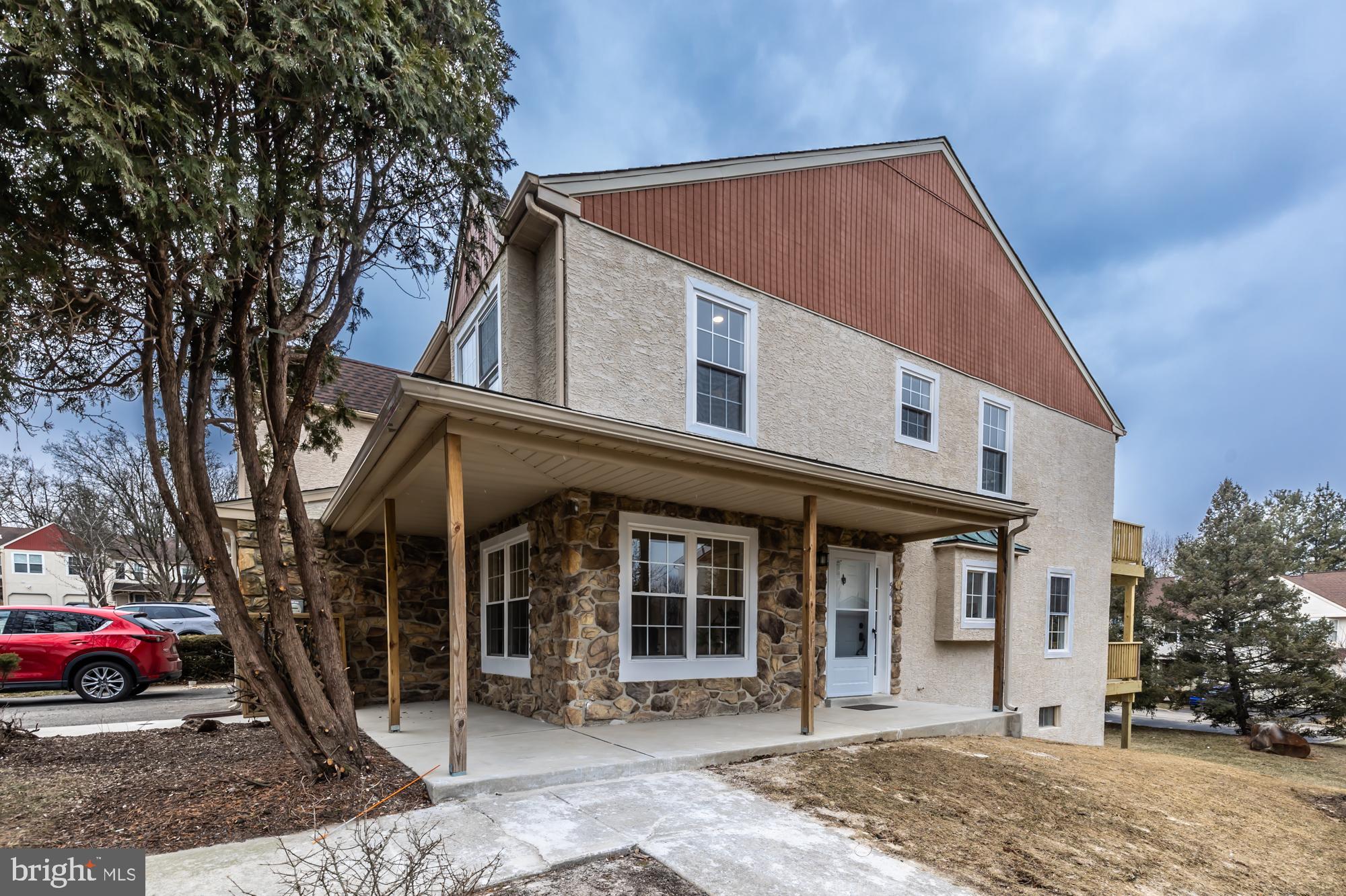 ANDORRA WOODS - Residential