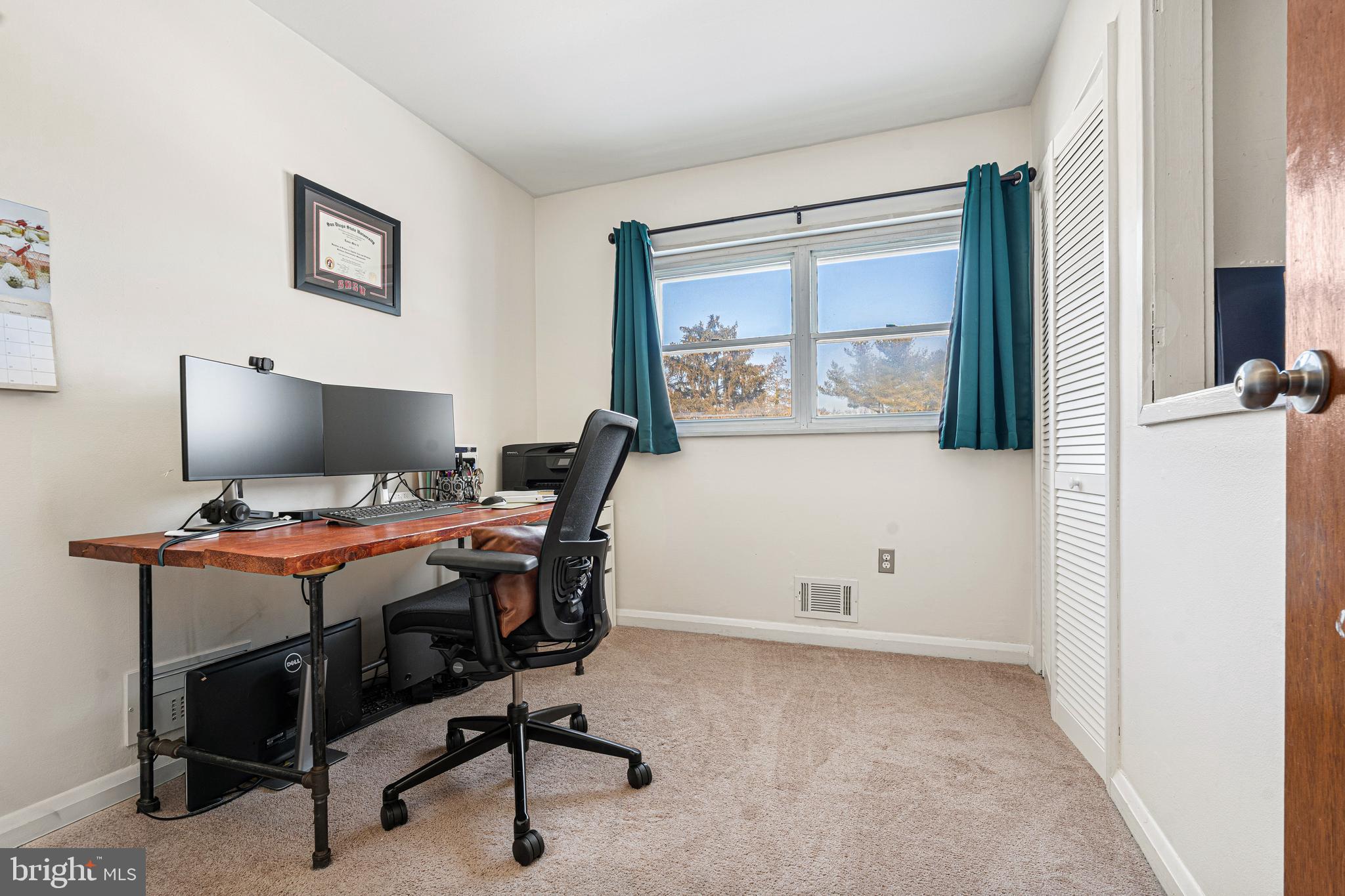 PINE VALLEY - Residential