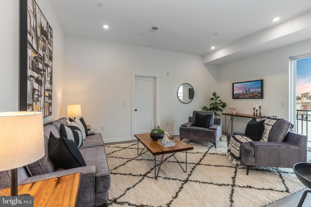 Photo of 710 N 16th Street #203, PHILADELPHIA, PA 19130 (MLS # PAPH2574444)