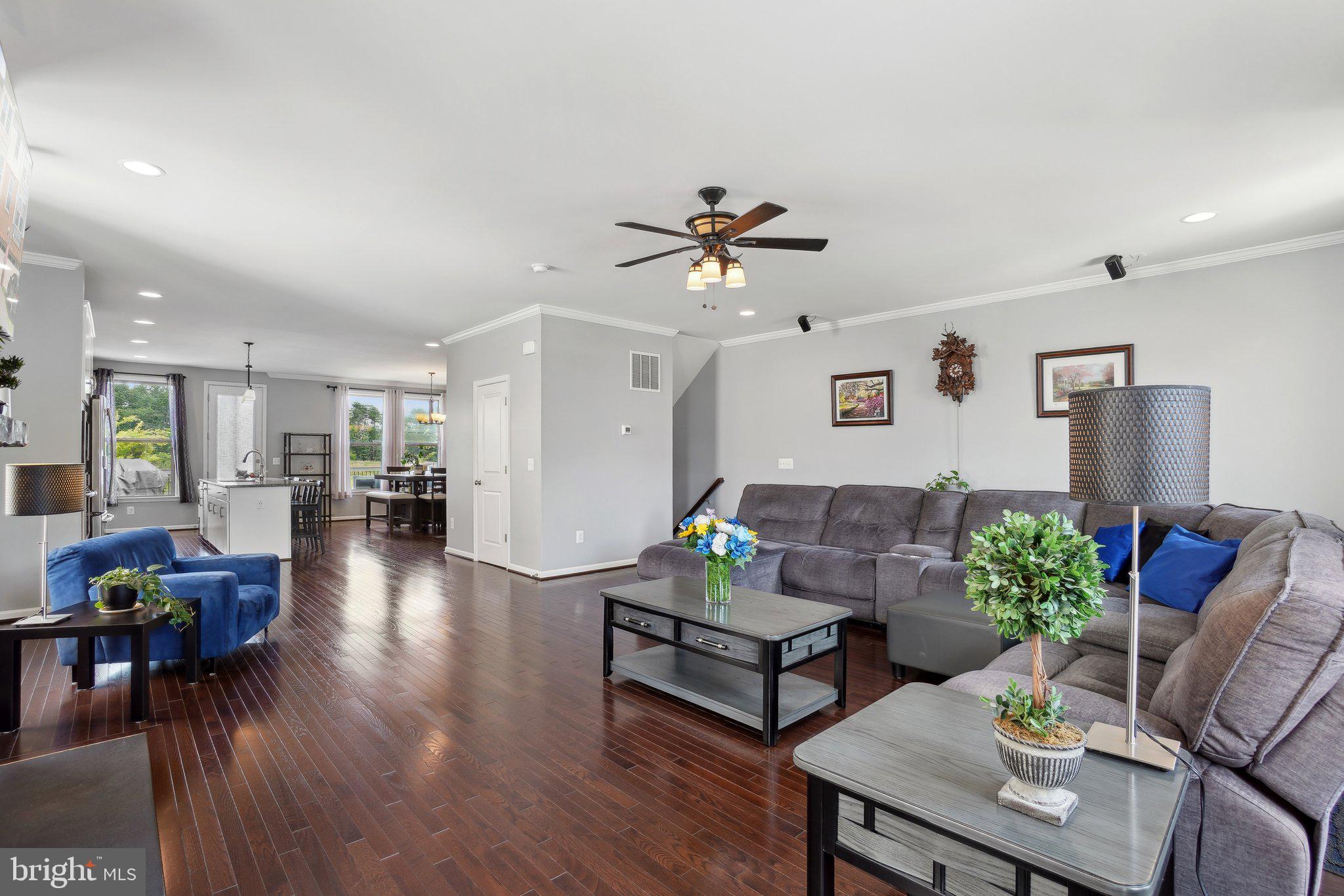 42444 DOGWOOD GLEN SQUARE