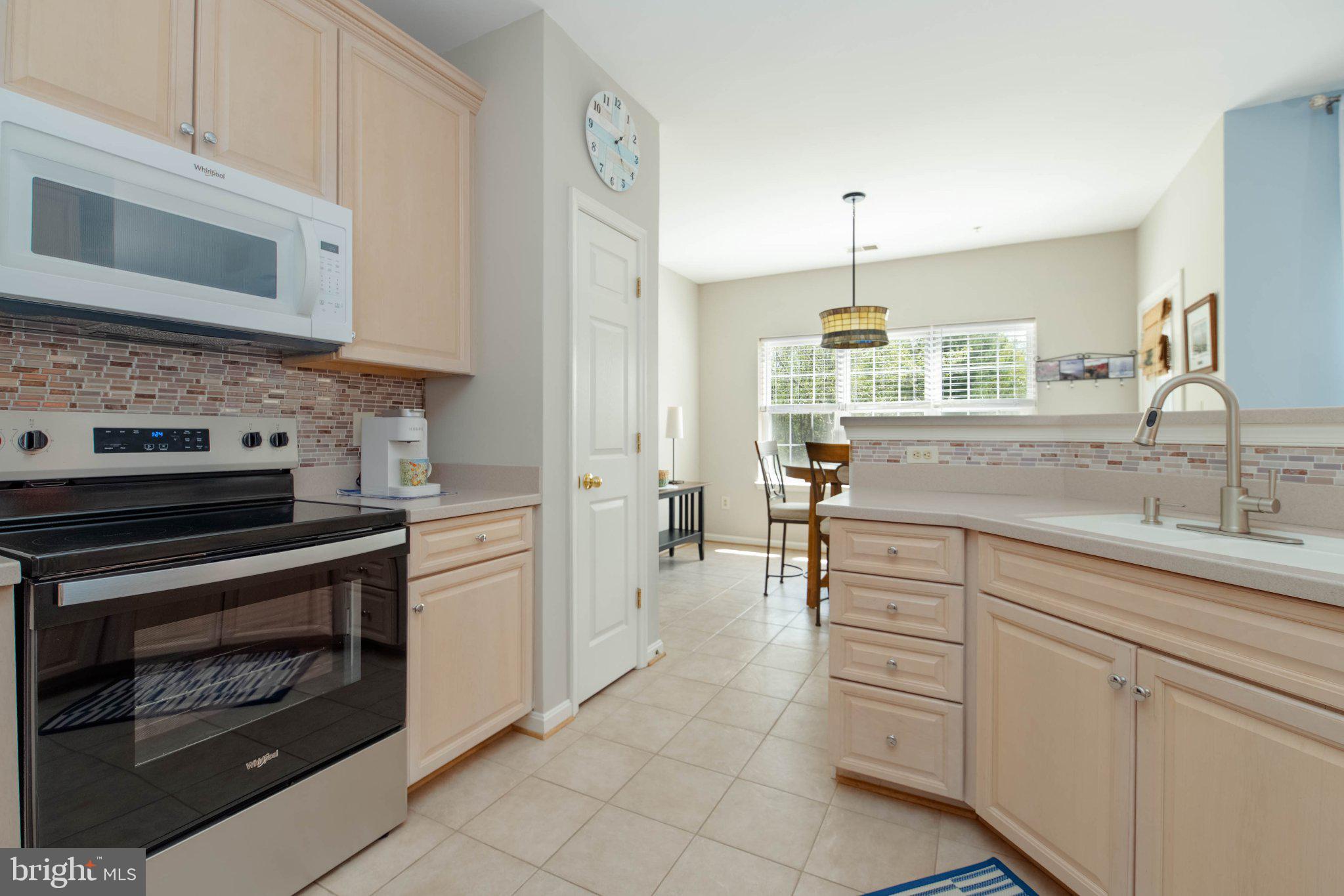 HOPEWELL POINTE - Residential