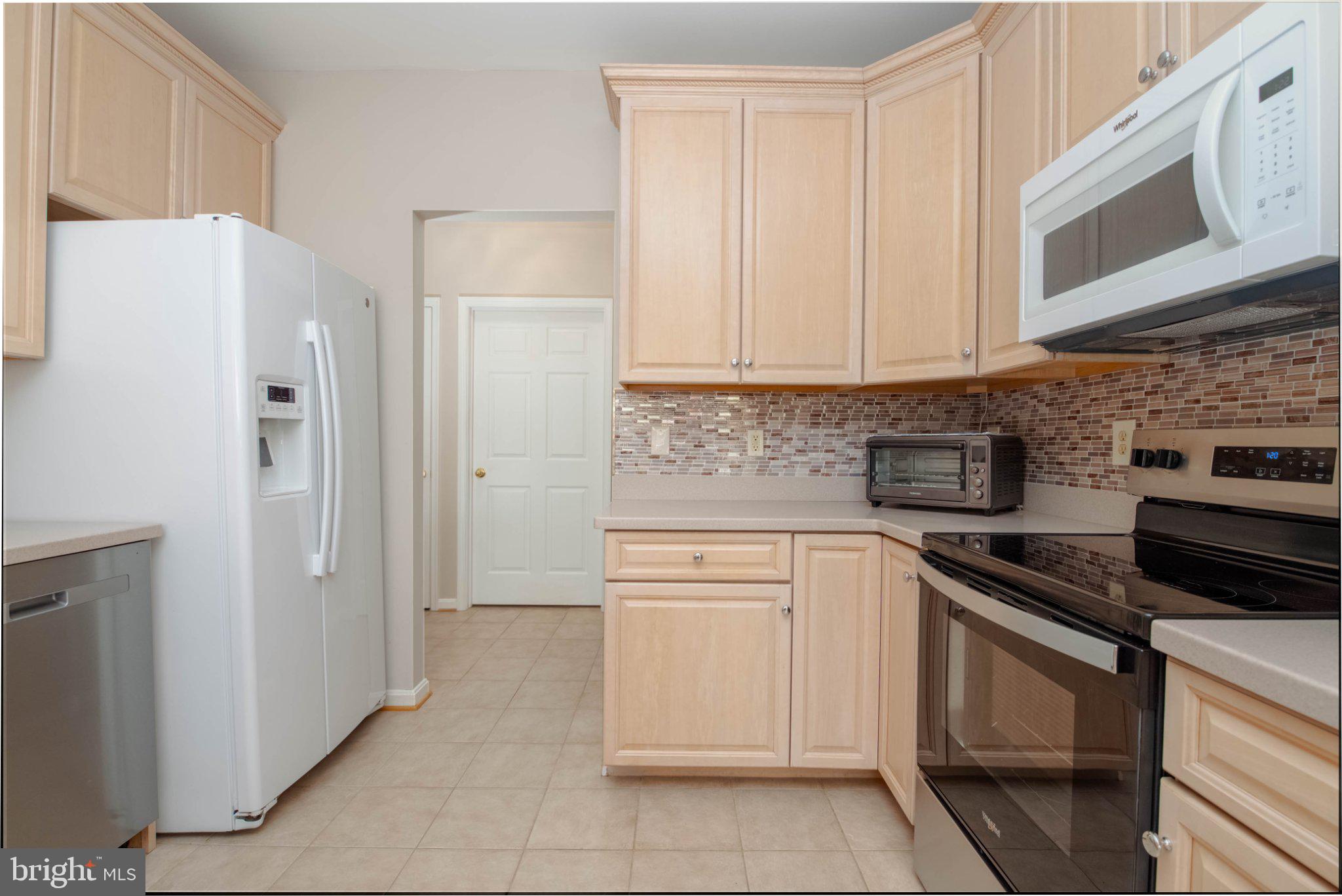 HOPEWELL POINTE - Residential