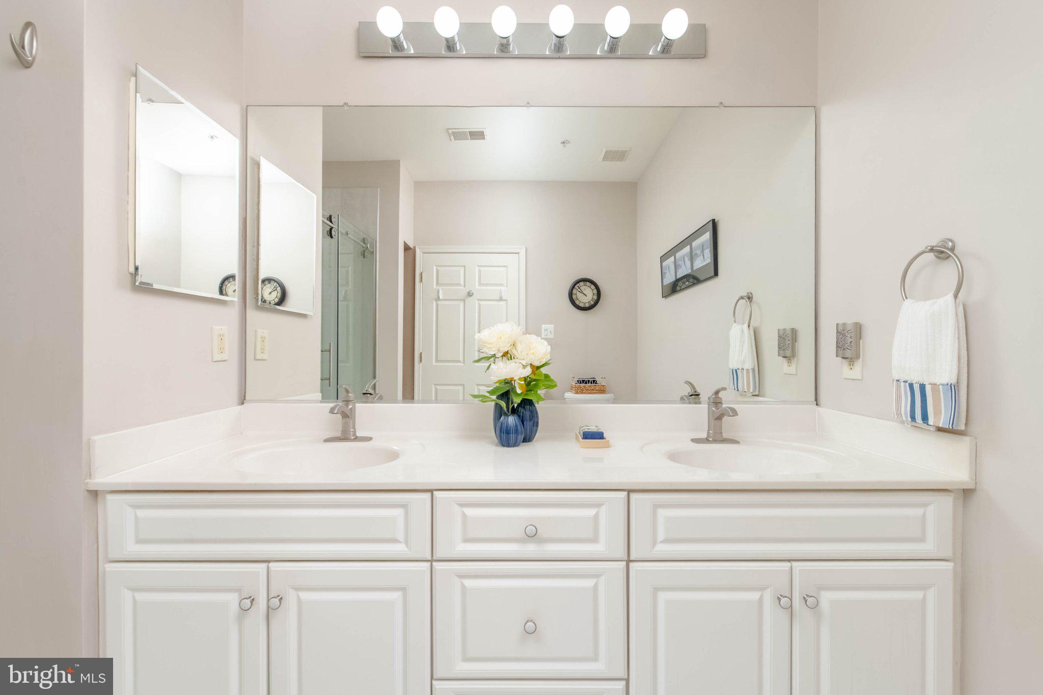 HOPEWELL POINTE - Residential