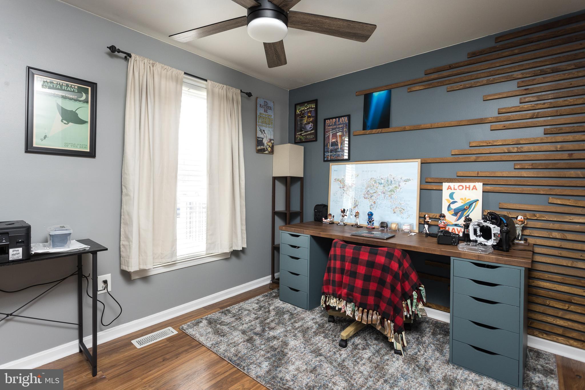 GOLDEN ACRES - Residential