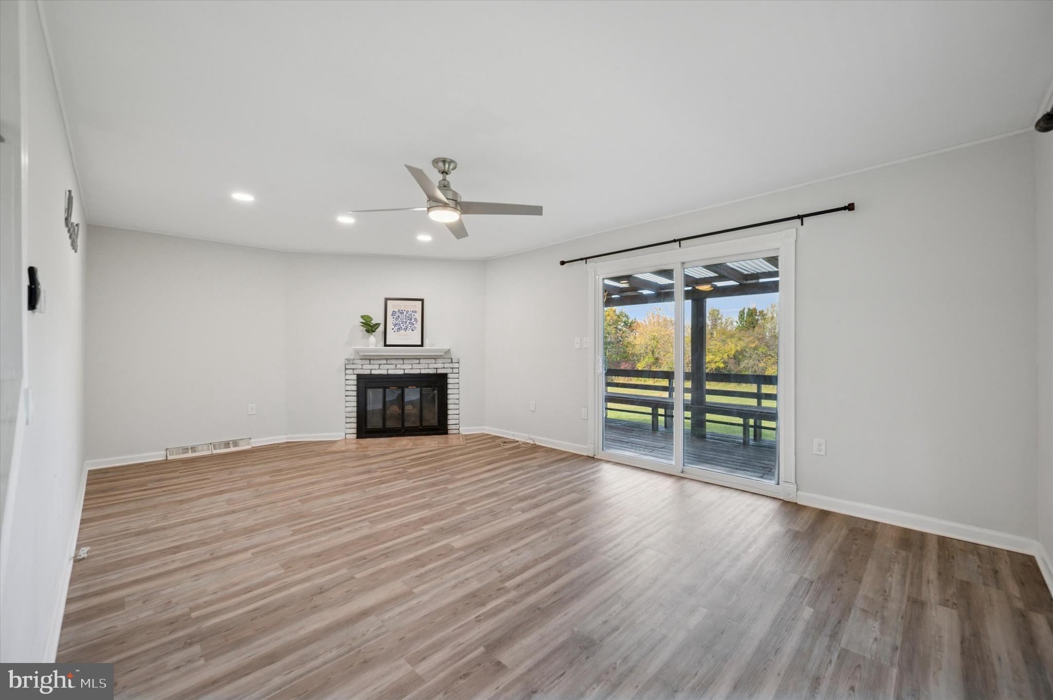 WHITPAIN HILLS - Residential Lease