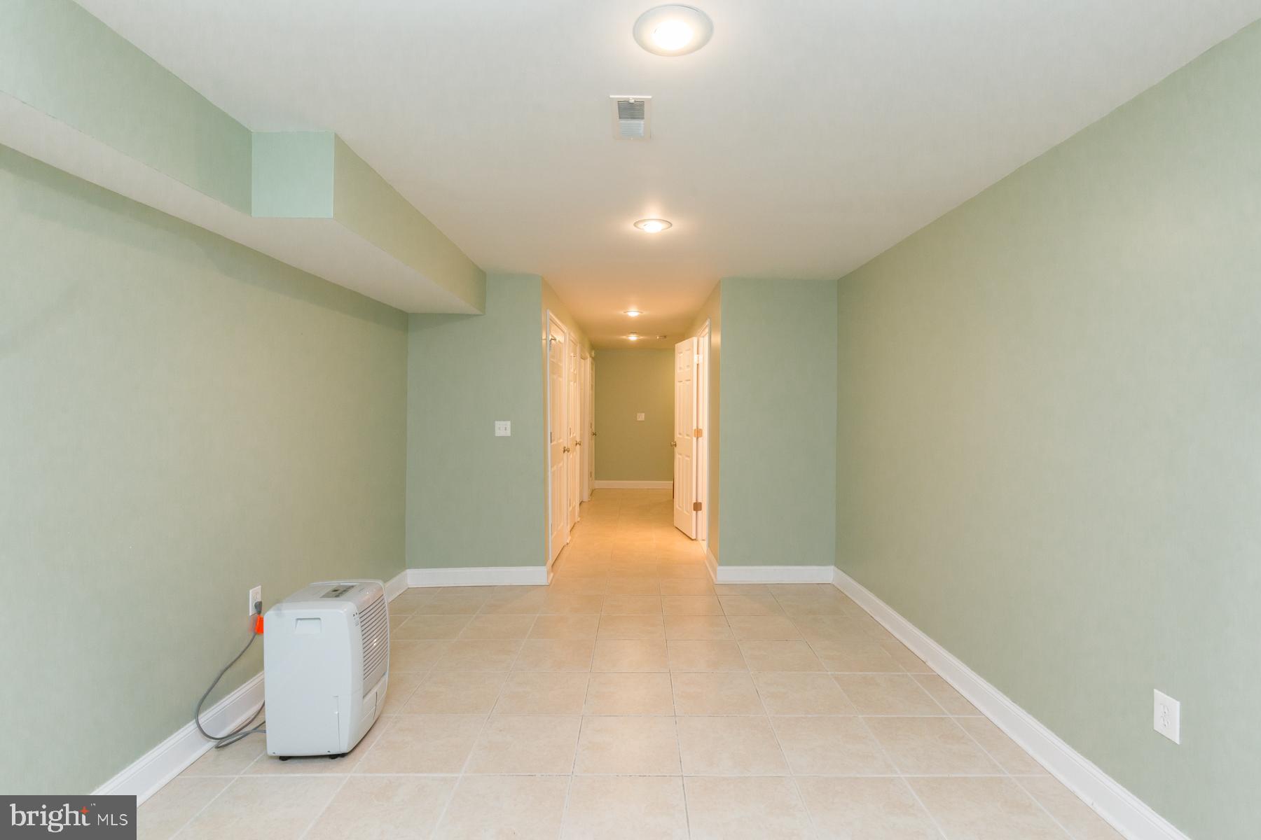 GRADUATE HOSPITAL - Residential Lease