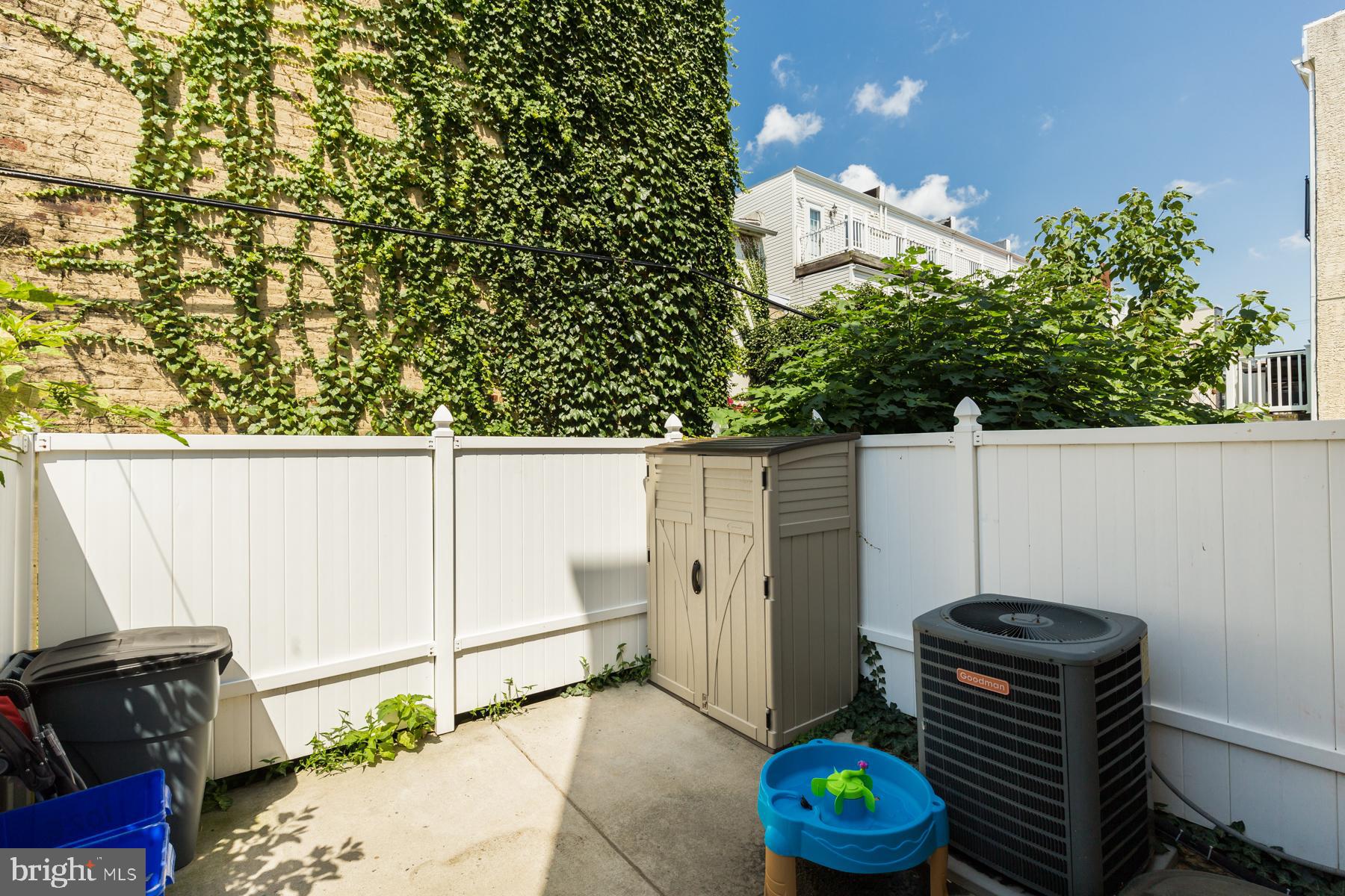 GRADUATE HOSPITAL - Residential Lease