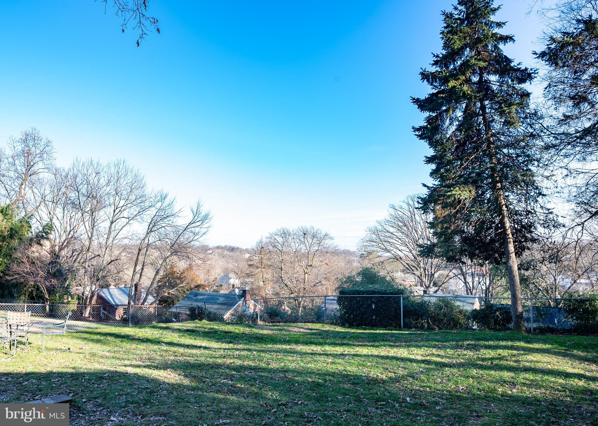 COLUMBIA FOREST - Residential