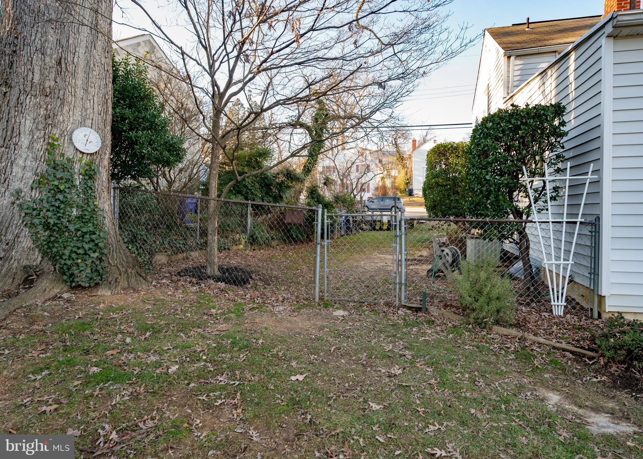 COLUMBIA FOREST - Residential