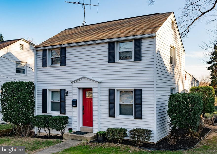 Newly updated & in great shape: Refinished Hardwoods, Tile, Granite, Stainless, Professionally Painted. Walkout 3rd bedroom is currently an opulent home office. Den could be dining room or non-conforming 4th bedroom. Great Commute, Arlington Schools, Fenced, Level, Quiet, Open Back Yard, Towering Trees, Gravel Parking Spot.