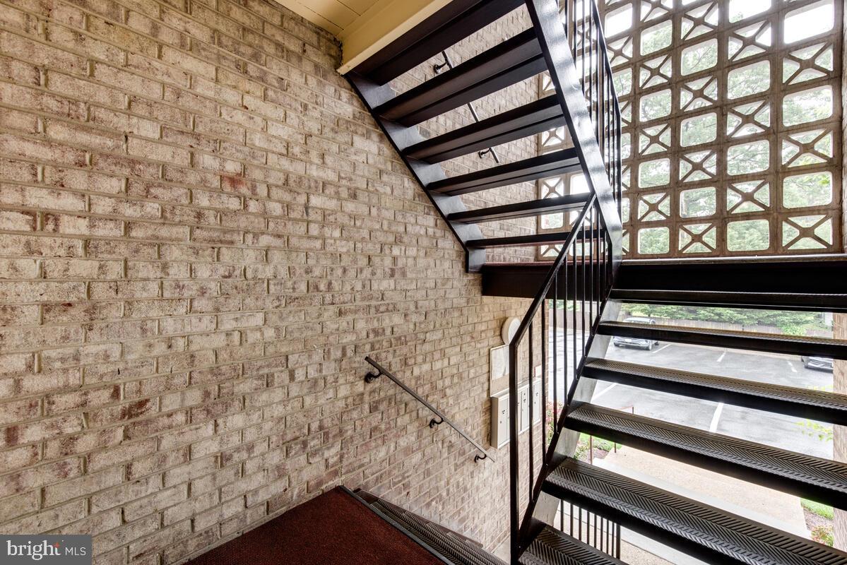 7312 DONNELL PLACE C-6