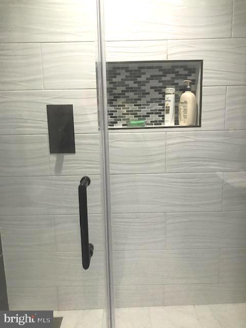 RIDGELEIGH - Residential Lease