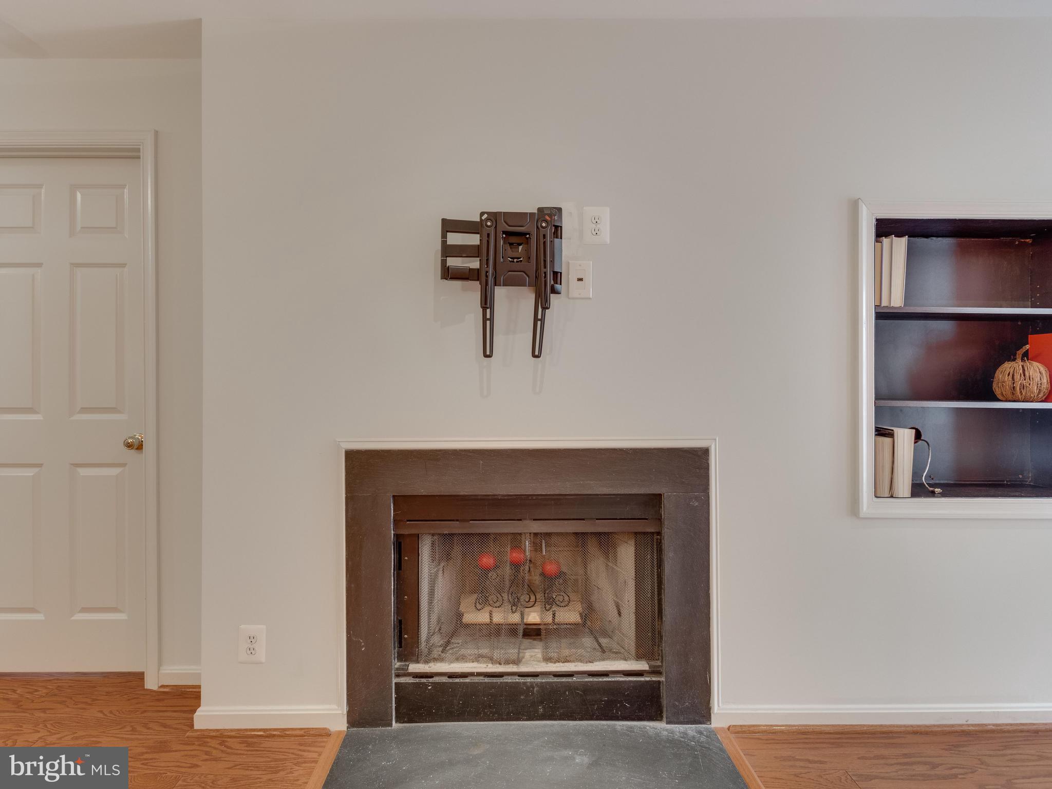 REYNOLDS PROSPECT - Residential Lease